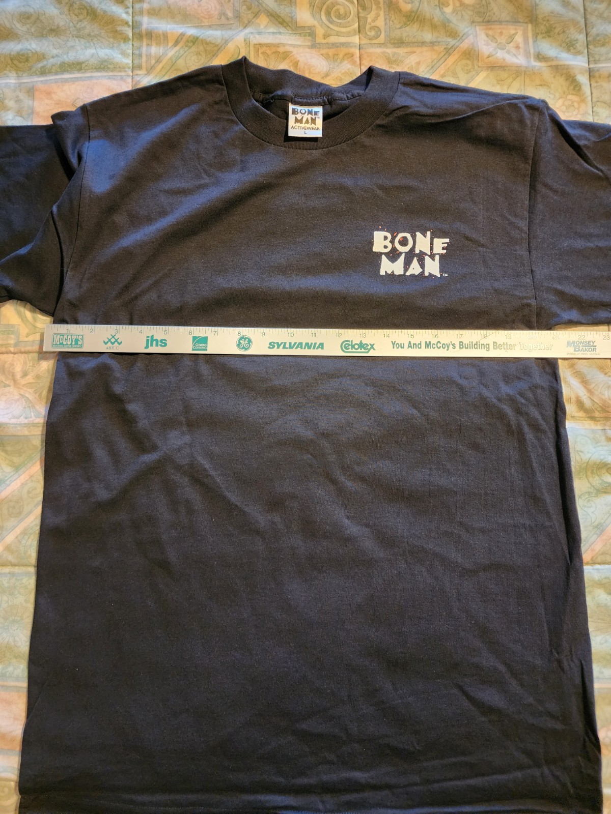 Bone Man Activewear Skeleton Skateboard Black T-Shirt Tee Size Large NOS