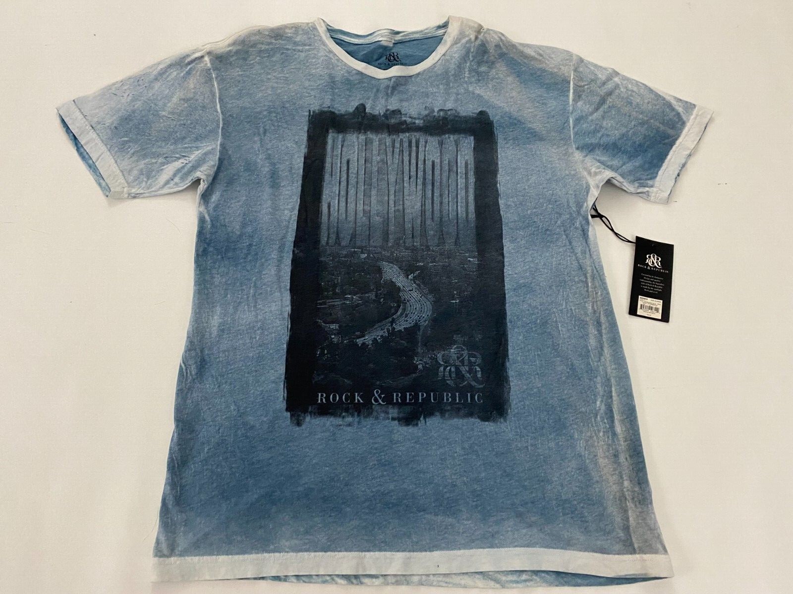 New Men&rsquo;s Rock & Republic GRAPHIC Blue T Shirt Size XL