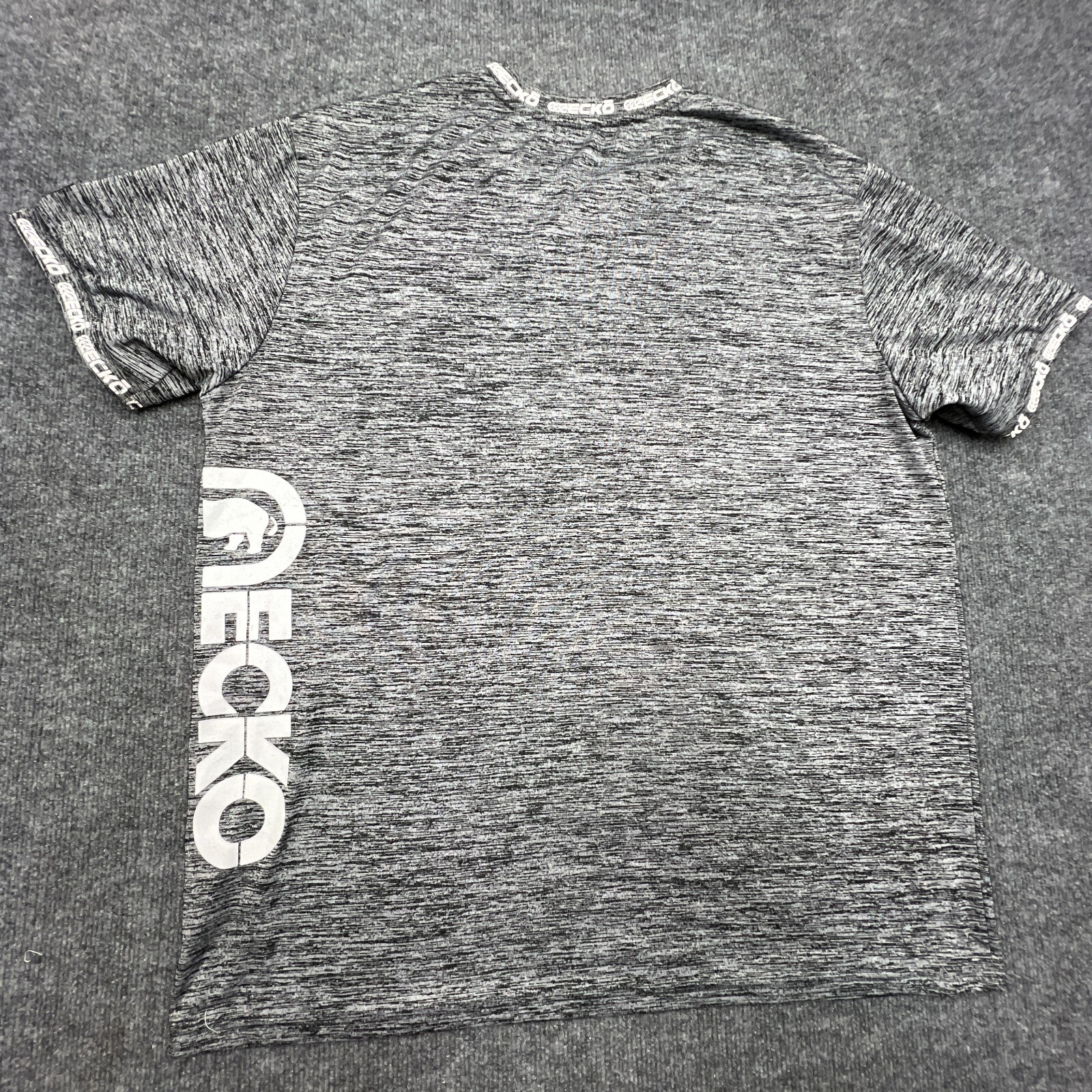 ECKO UNLTD T-Shirt Mens XL Gray Black Short Sleeve Black Logo Cuff Unlimited