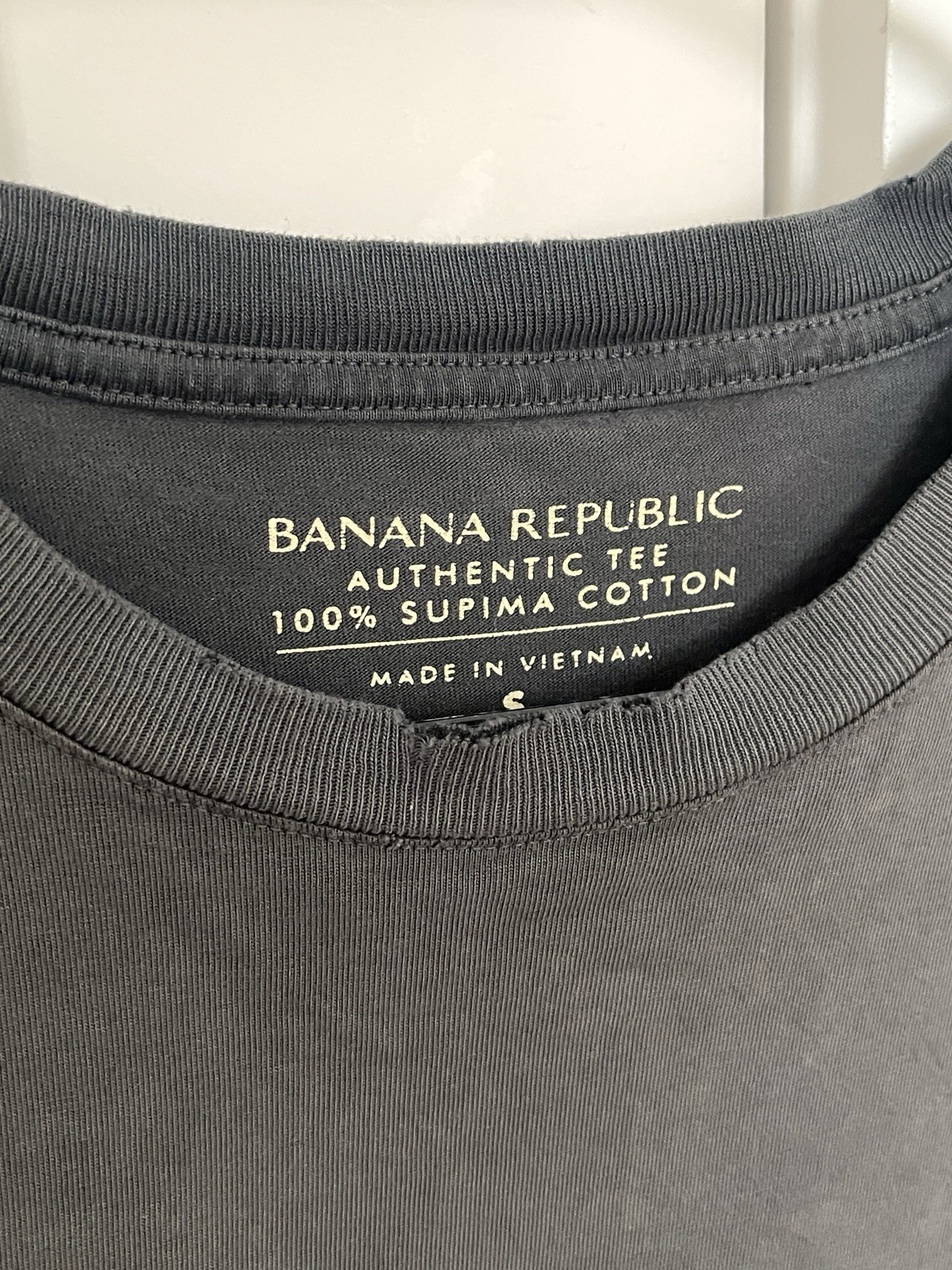 Banana Republic Men’s Authentic Tee 100% Supima Cotton T-Shirt Small – Lot of 2
