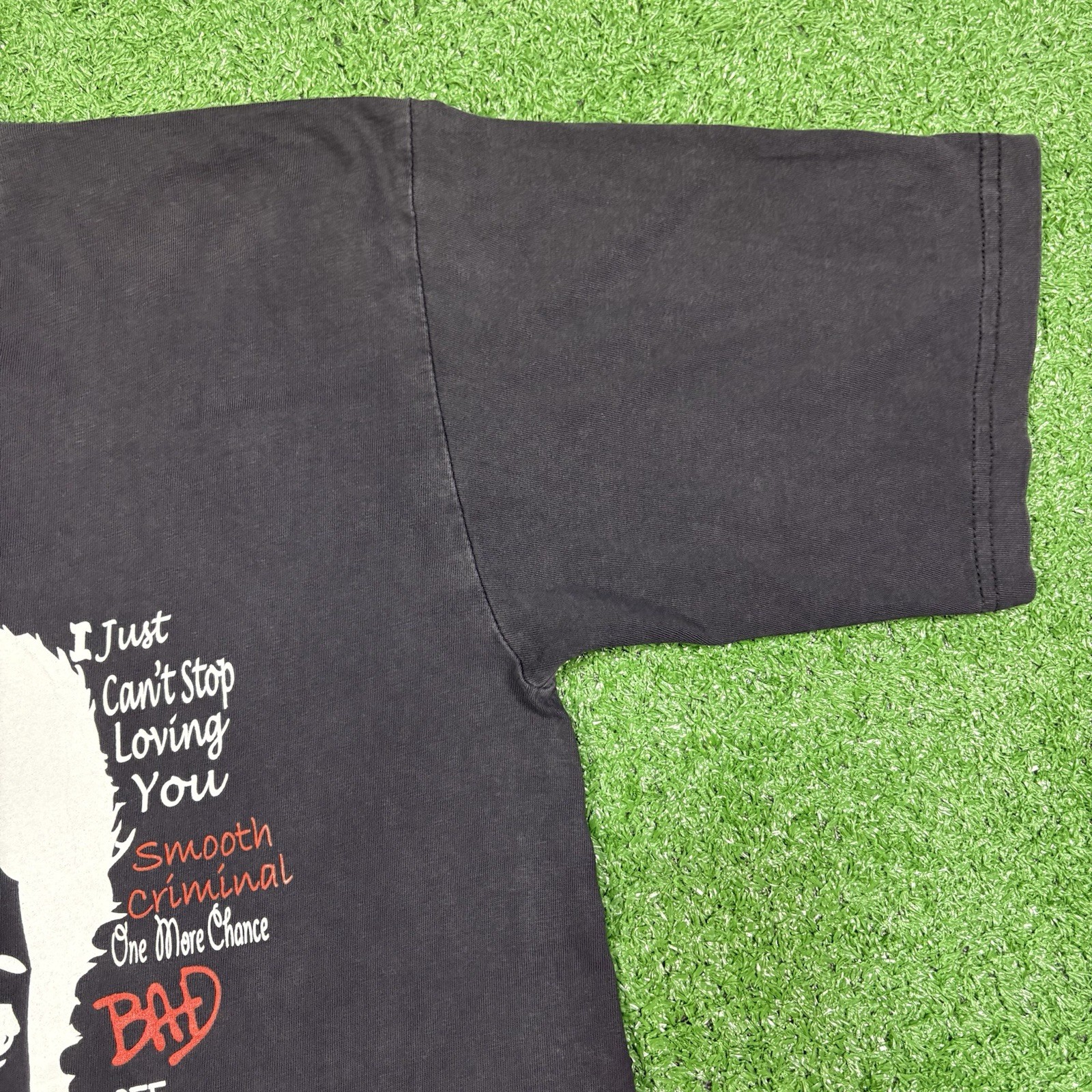 Vintage 2000s Michael Jackson 2009 Tribute Faded Black T-Shirt Men&rsquo;s XL – 23×32