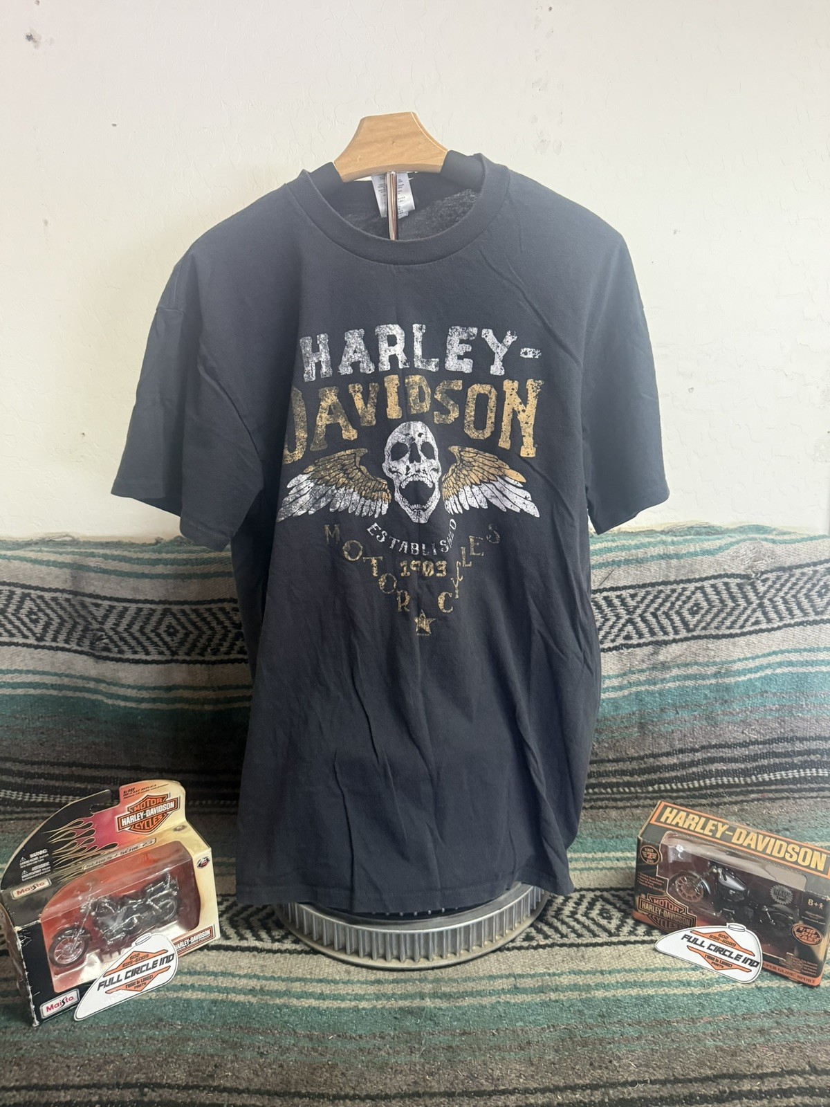 Oakland Harley Davidson Oakland, CA Shirt, L, 29 in Long 20 in Wide