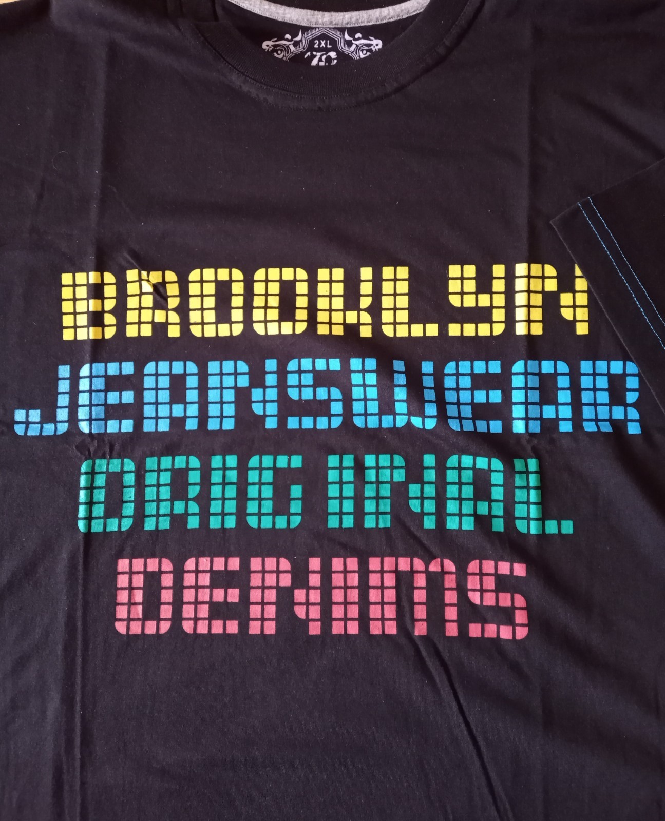 Fantastic Mens Big Size Black Brooklyn Retro Dots Tee – 2XL 3XL 4XL 5XL 6XL