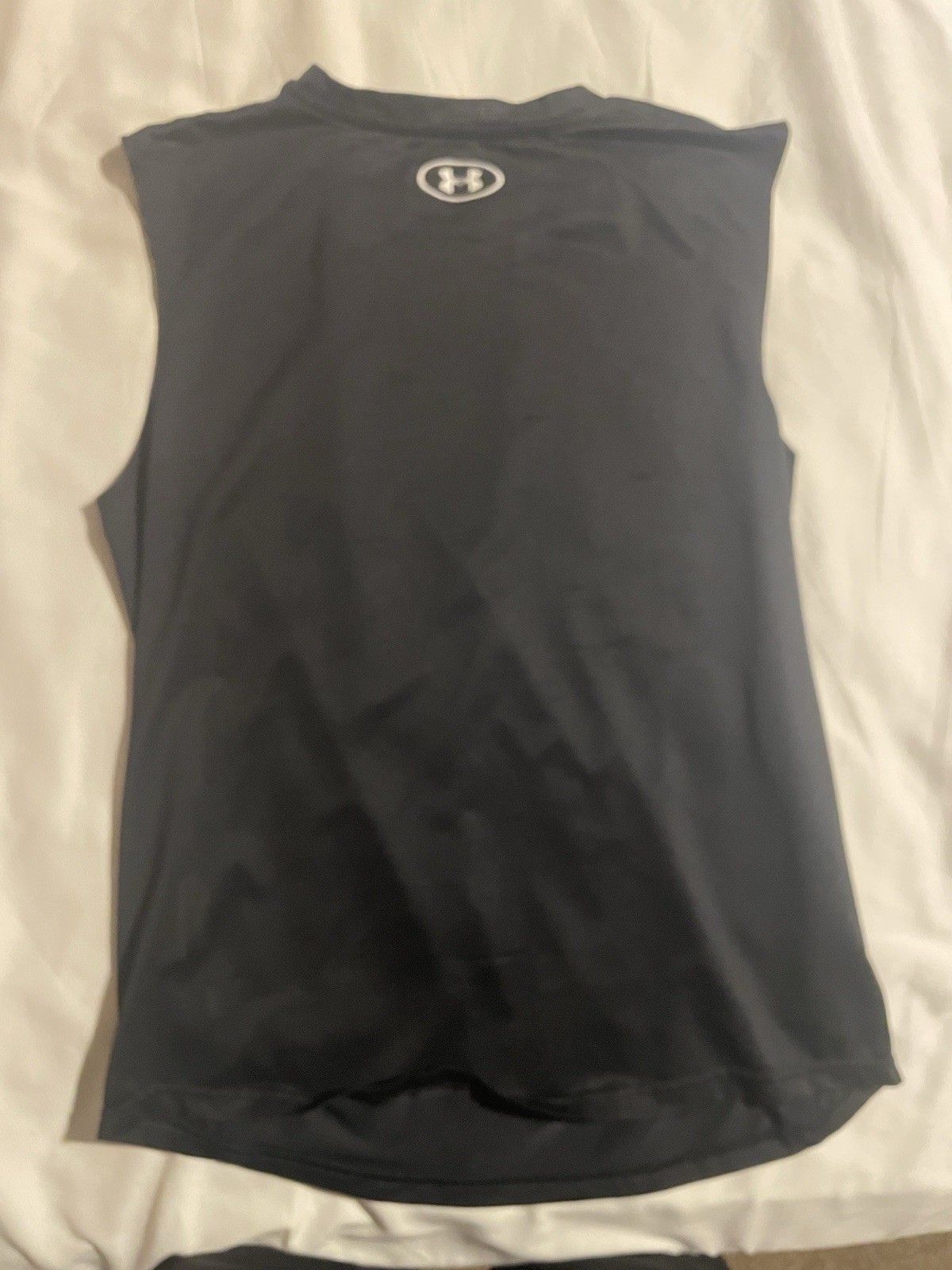 YXL Under Armour Men’s Sleeveless Training Tank Top – Black & White