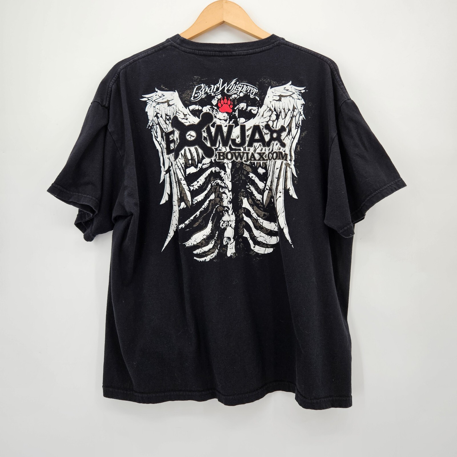BOWJAX Bear Whisperer Shirt Size XL Black Short Sleeve Bones Wings Archery Tee