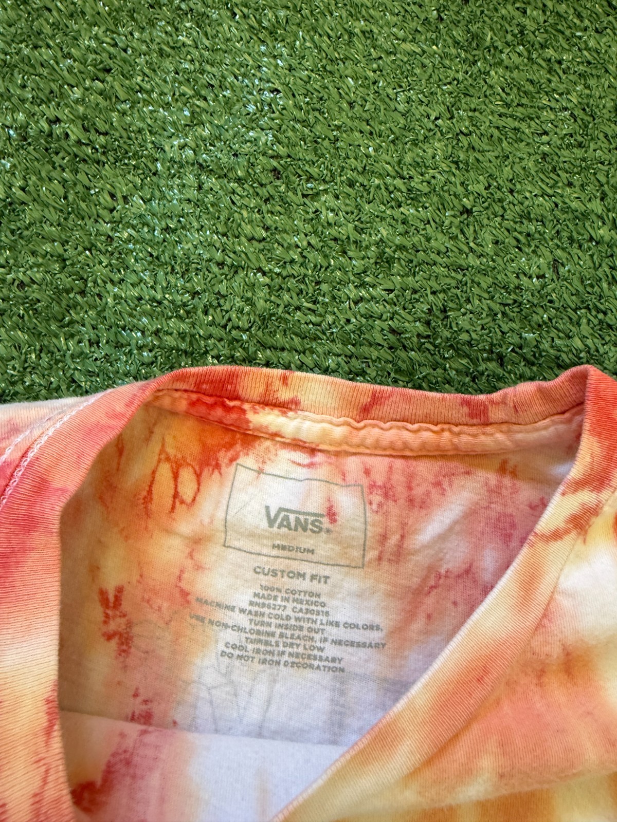 Vans Tie Dye Orange Red White Eyes Graphic T Shirt Tee Skater Size Medium