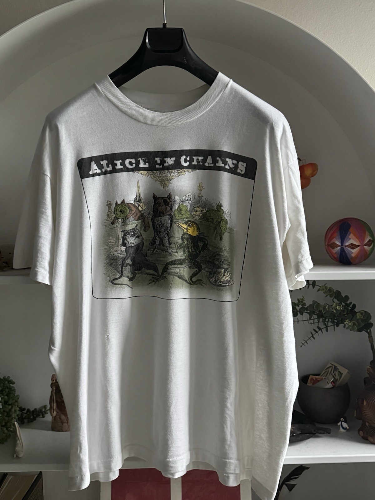 Vintage 1995 Alice in Chains. AIC. artwork by J.J. Grandville XL 27/29