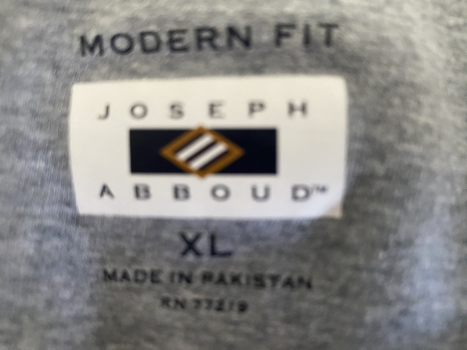 JOSEPH ABBOUD MODERN FIT TEE SHIRT, SIZE: XL, GRAY SPECS, PRE-OWNED FREE SHIP!