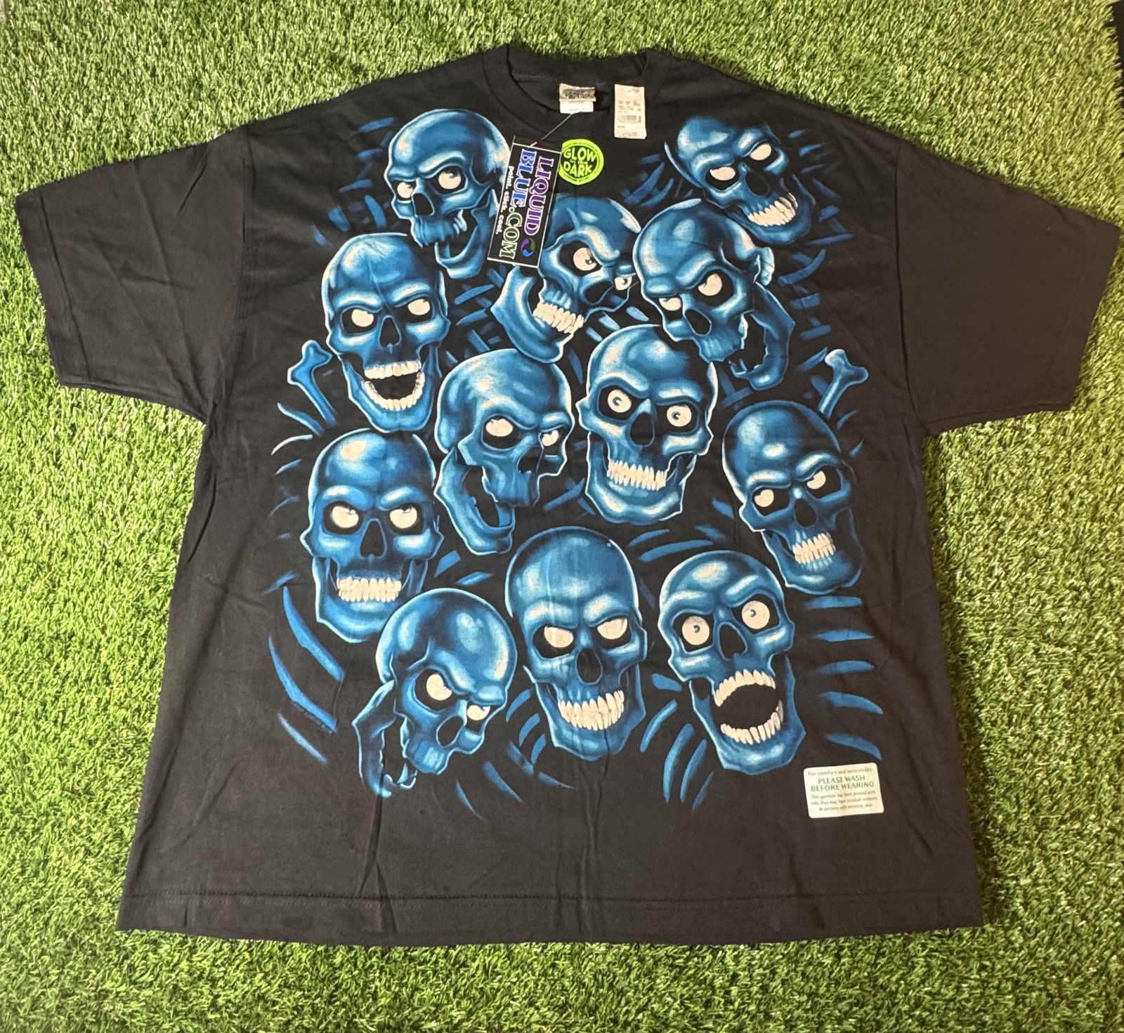 Vintage Liquid Blue Shirt Mens 3XL Black Glow In Dark Blue Skulls Graphic Tee