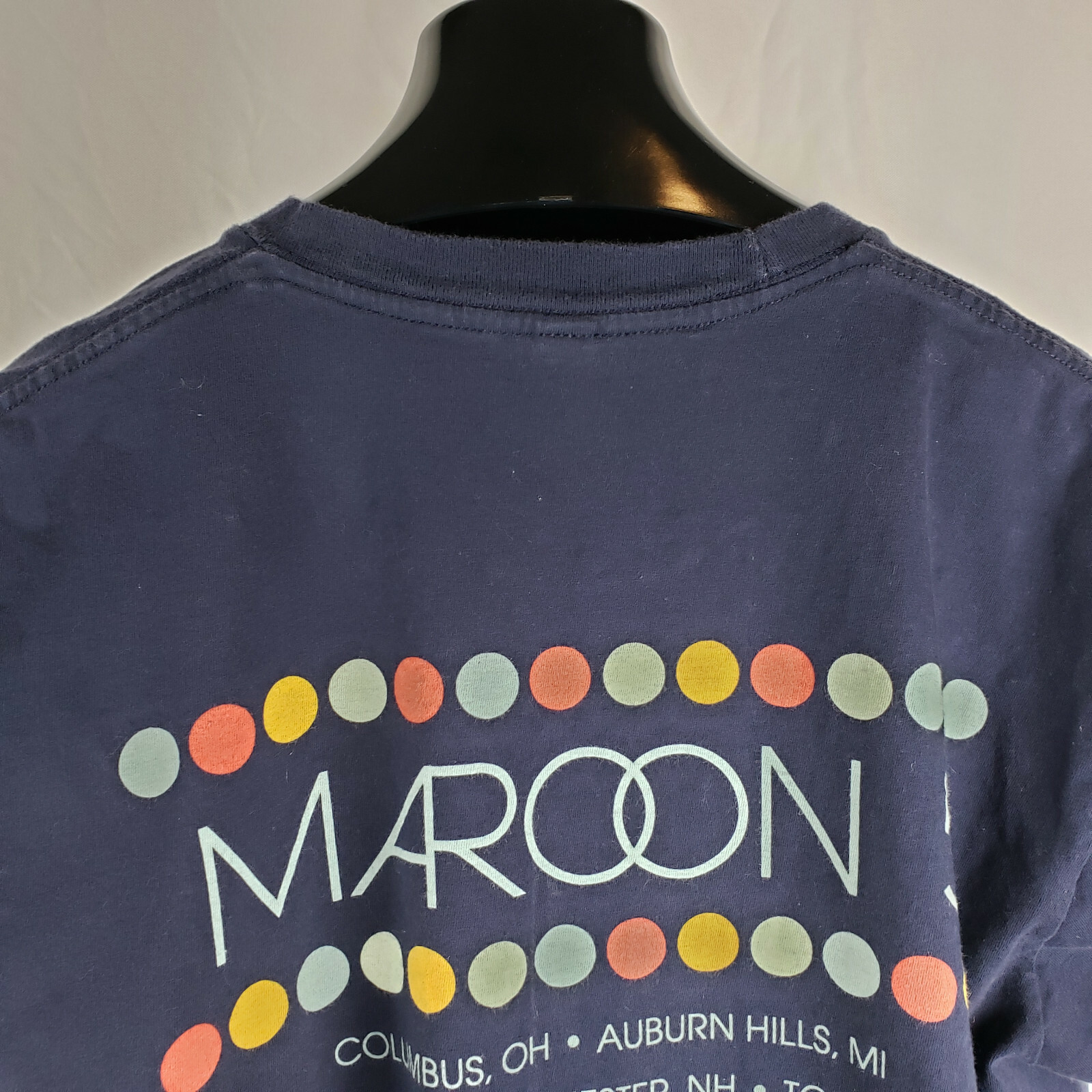 Maroon 5 Size M Dark Blue T Shirt Concert Tour 2013 Adam Levine Tee
