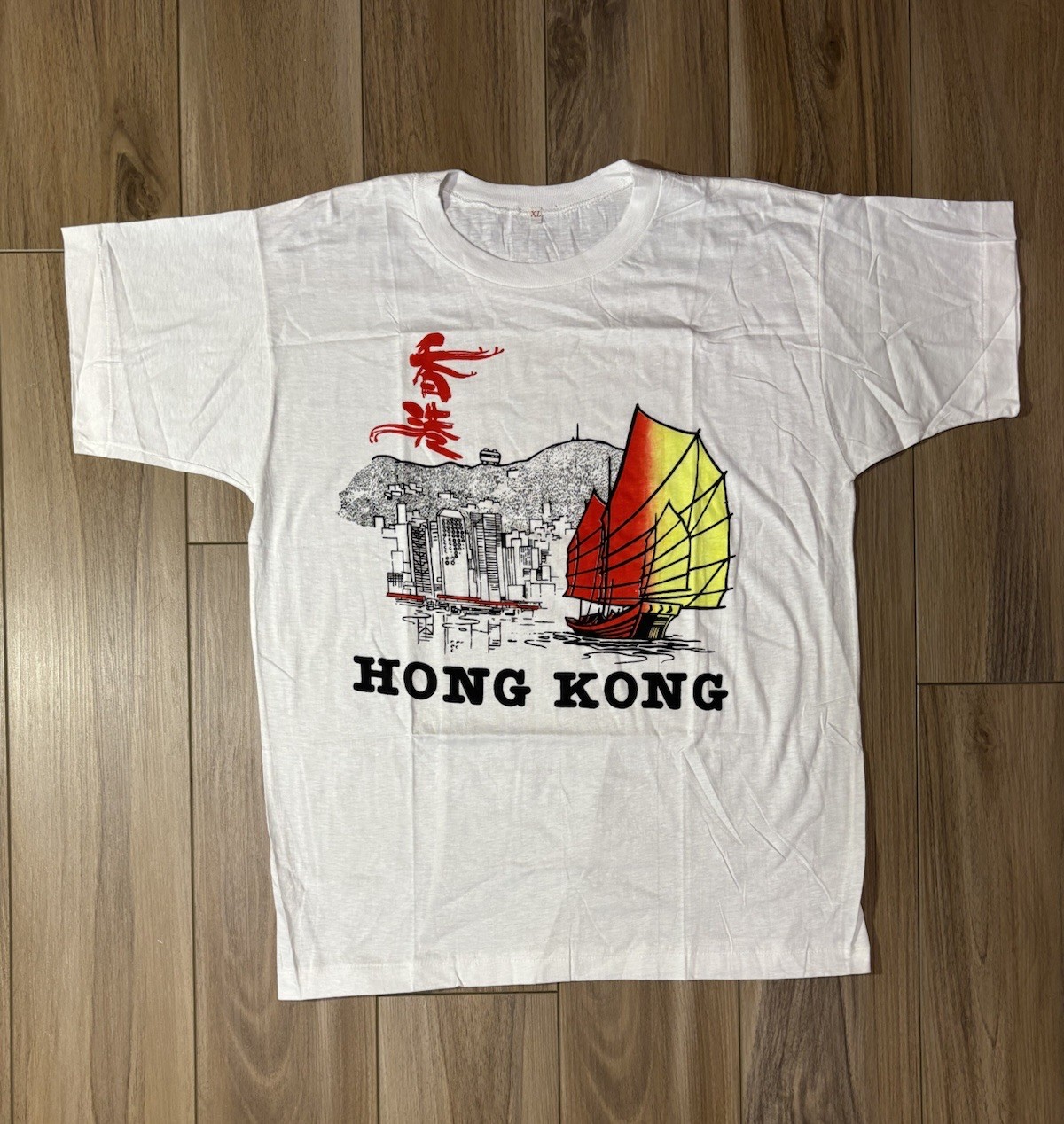 HONG KONG Shirt Adult XL White Graphic Boat City Chinese Script Single Stitch
