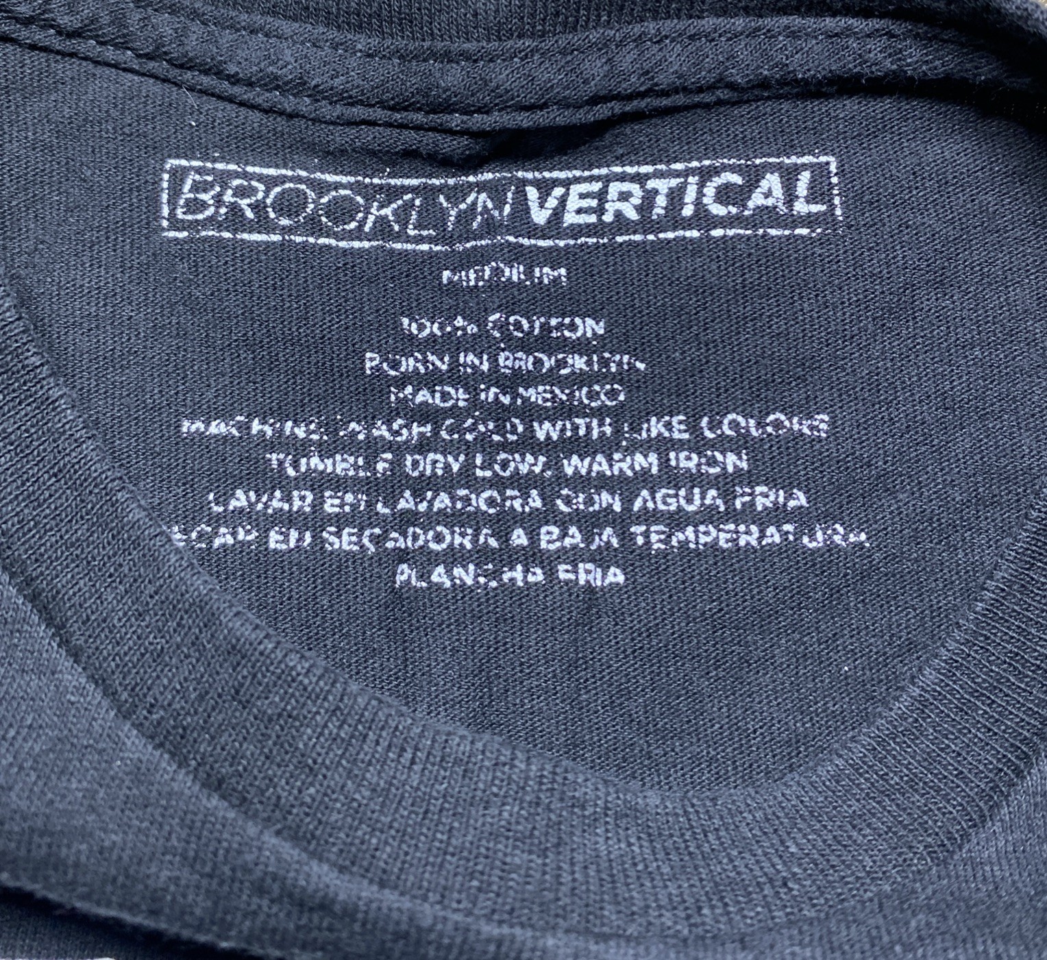 BROOKLYN VERTICAL Freedom Men’s T-Shirt Medium Lion Red White and Blue Cotton