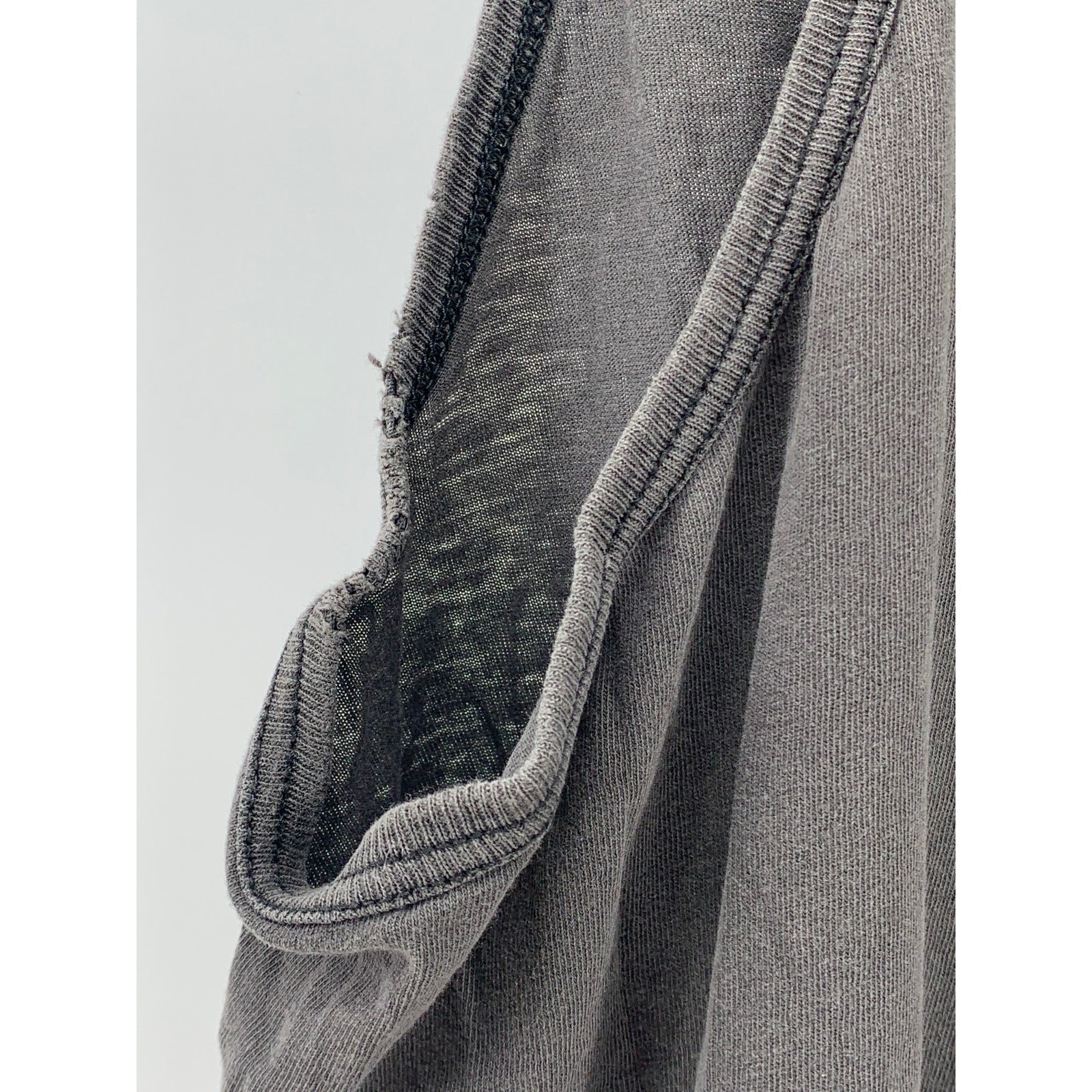 SEASONS Men&rsquo;s Gray Distressed Cape Cod Logo Scoop-Neck Pullover Tank SZ M