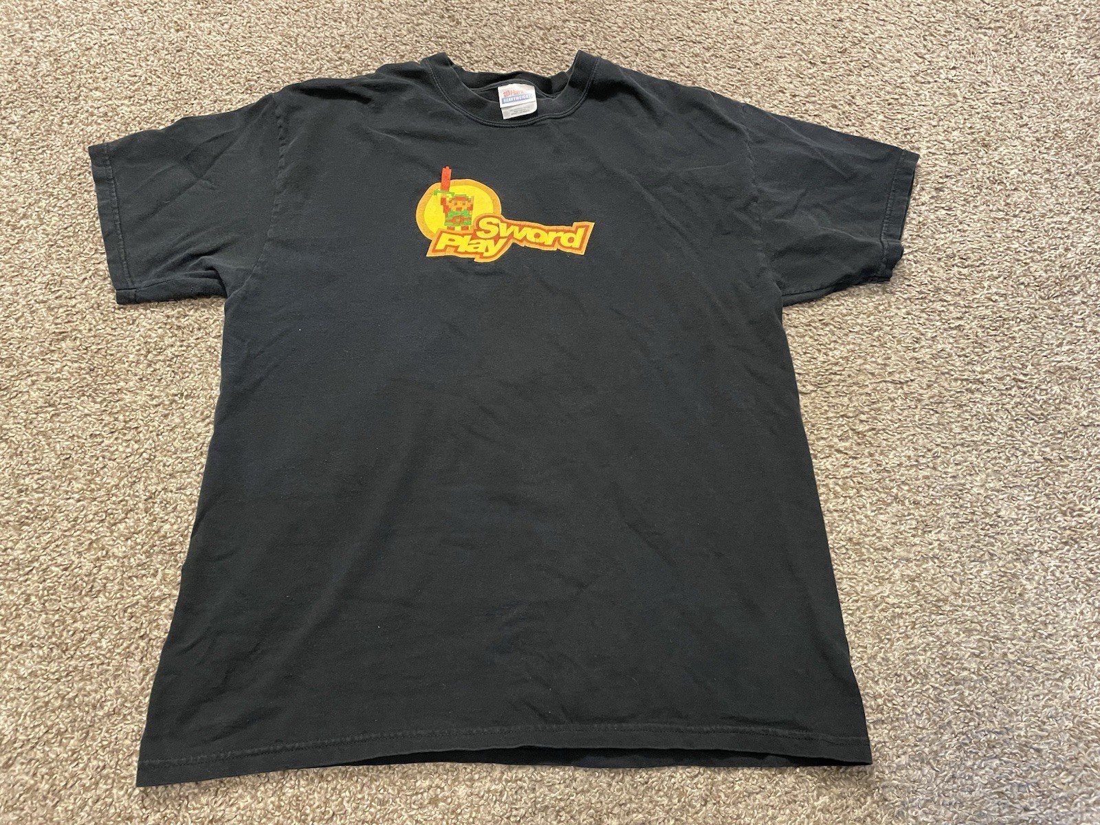 Link Sword Play Legend of Zelda T Shirt Mens Adult L Video Games Black Retro