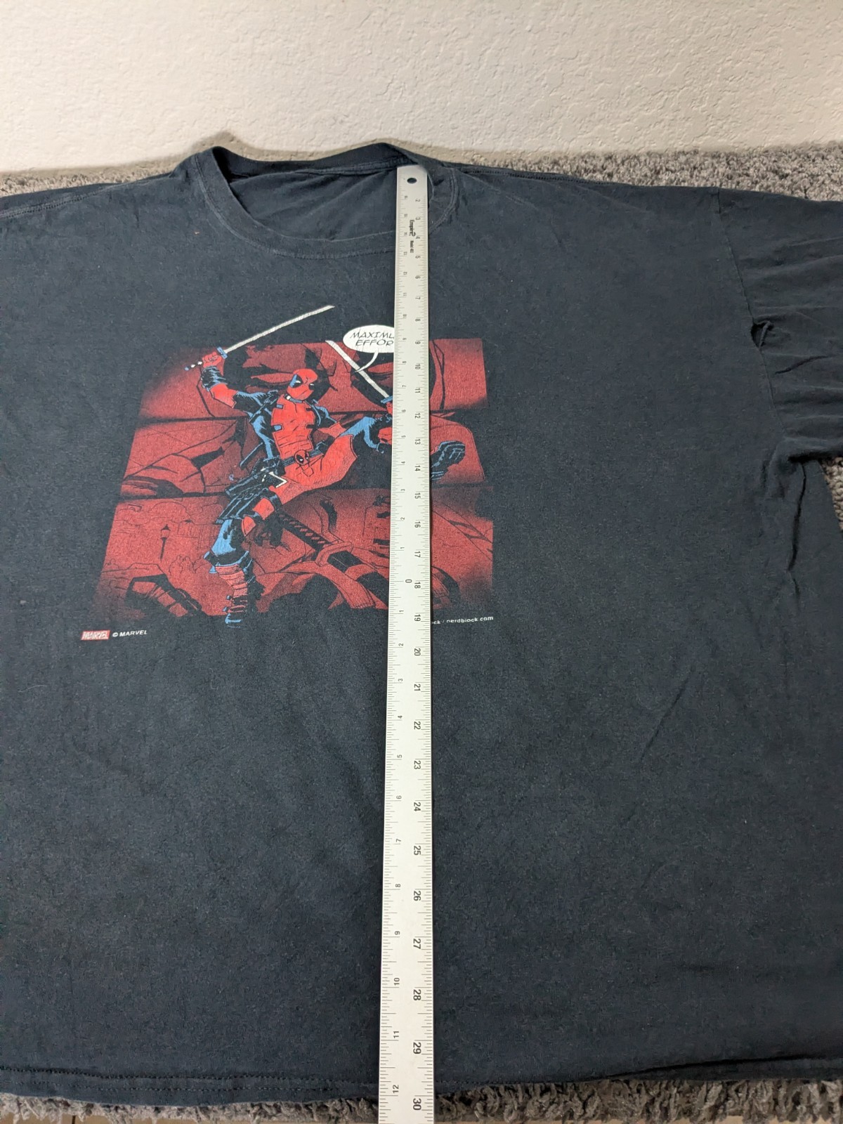 Marvel Deadpool T Shirt Men&rsquo;s XXL Or 3XL Black Graphic With Swords Short Sleeve