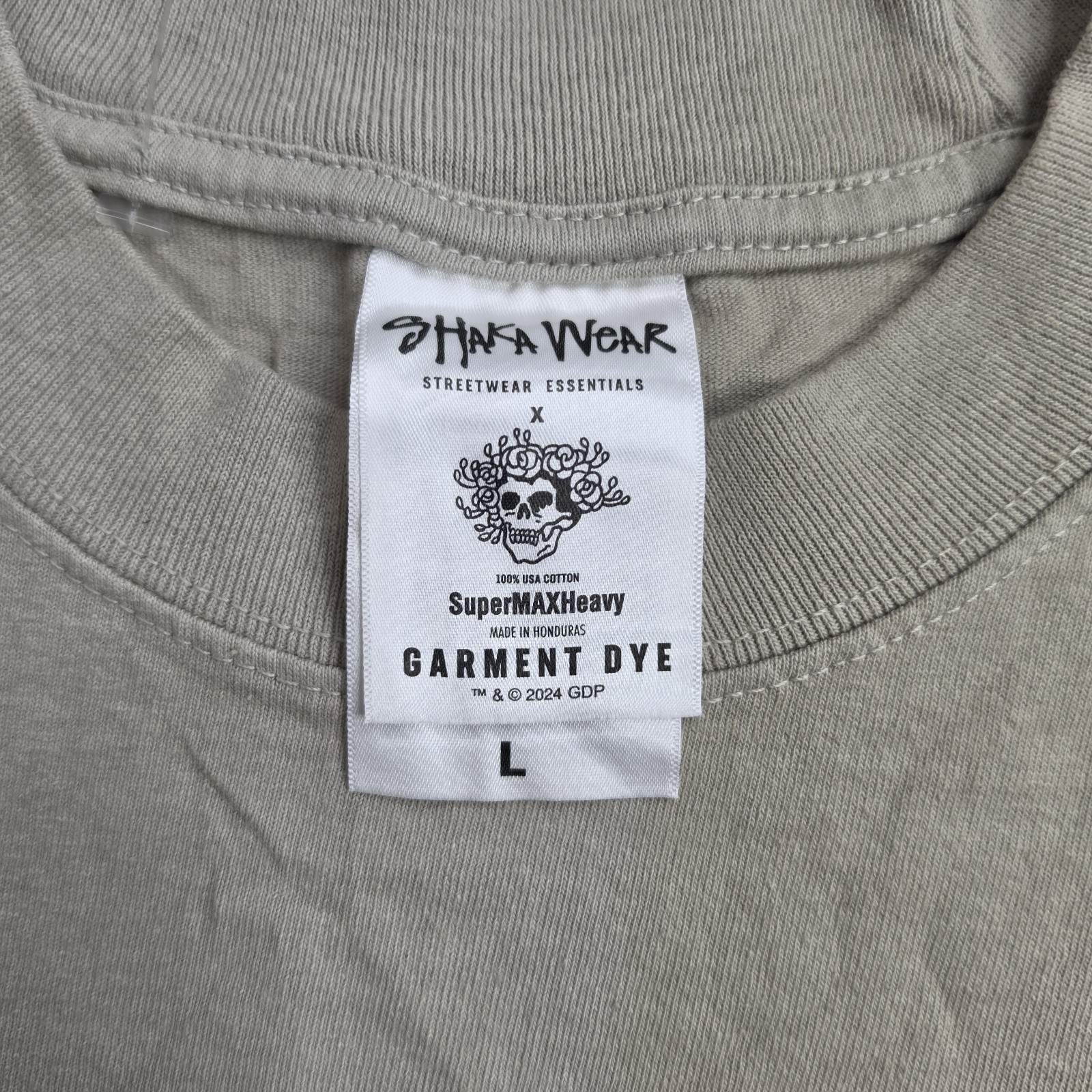 Shaka Wear Grateful Dead Steal Your Face Embroidered Tee L Beige