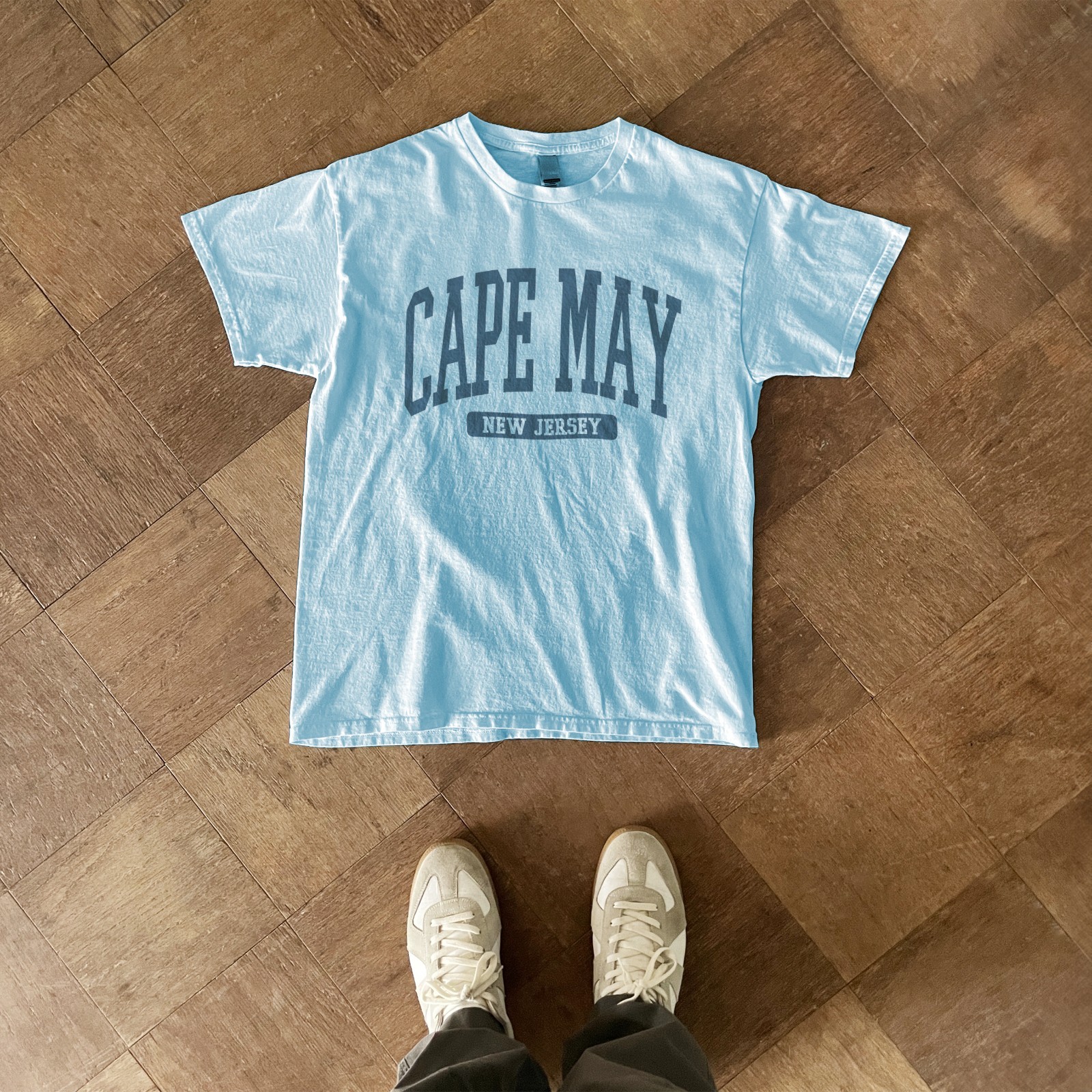 Cape May New Jersey Souvenir Beach Classic, Minimalist T-Shirt Light Blue