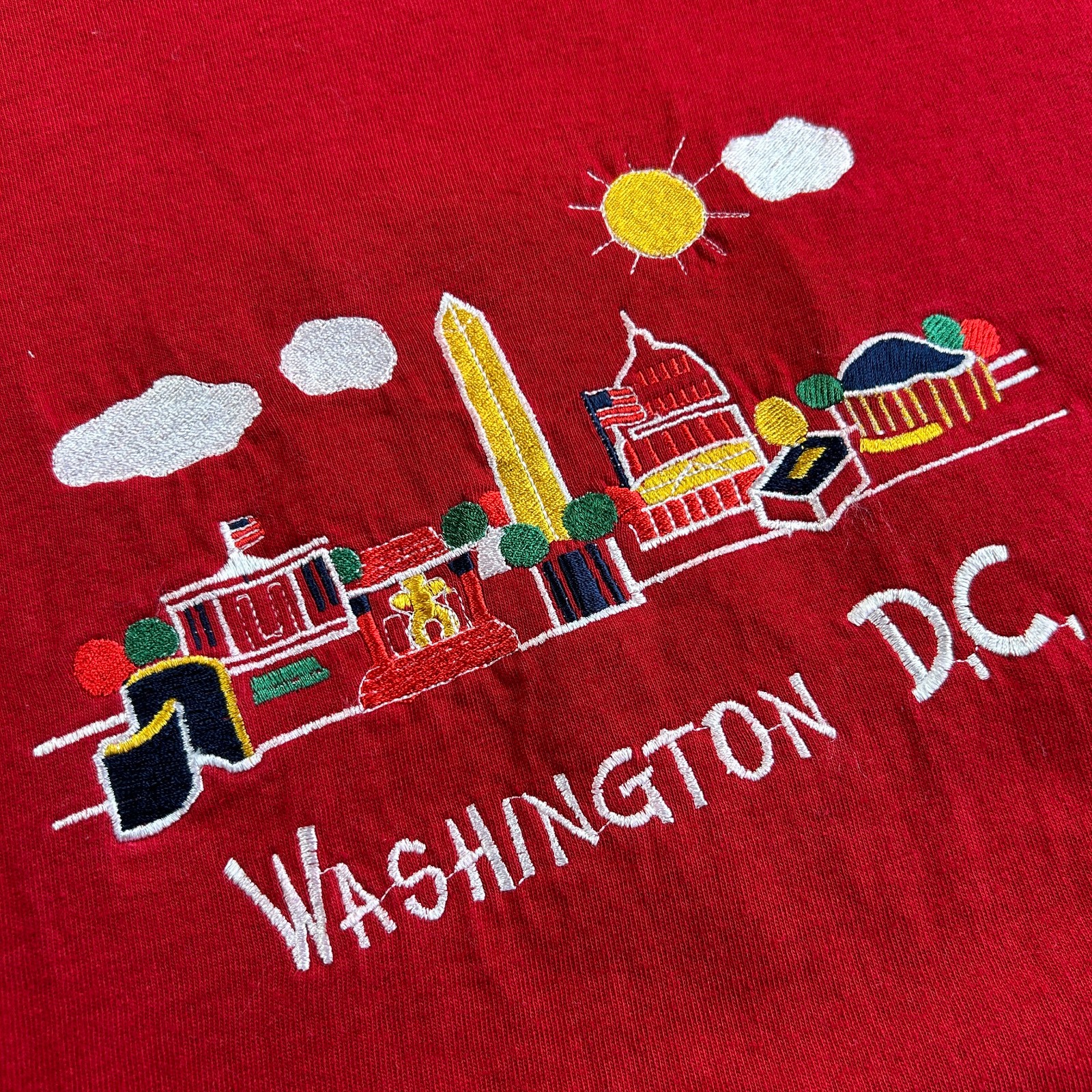 Vintage Washington DC T Shirt Embroidered Delta Magnum Weight L Red 90s y2k