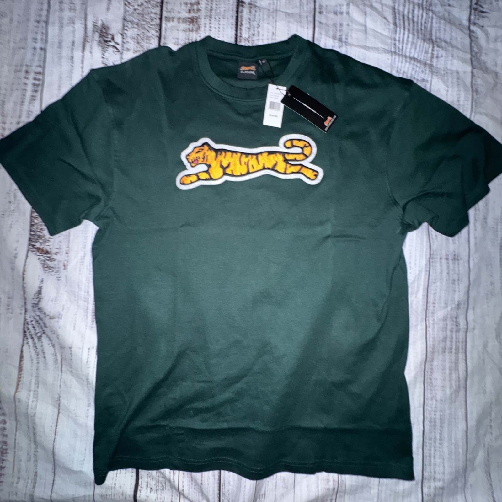 Le Tigre Shirt Mens XL Hunter Green Tiger Short Sleeve Tee NWT