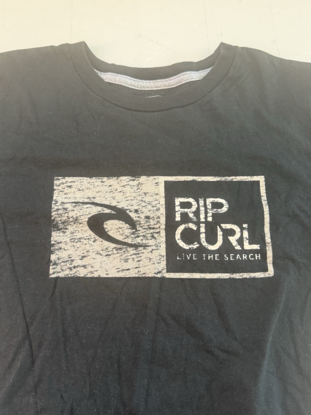 Rip Curl Live The Search Retro Graphic Black Shirt, Men M, Crew Neck Surfing