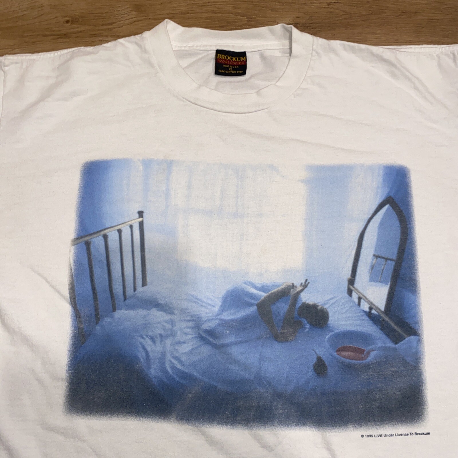Vintage LIVE Lightning Crashes Album Song T-shirt 1995 BROKUM XL Rock Band Music