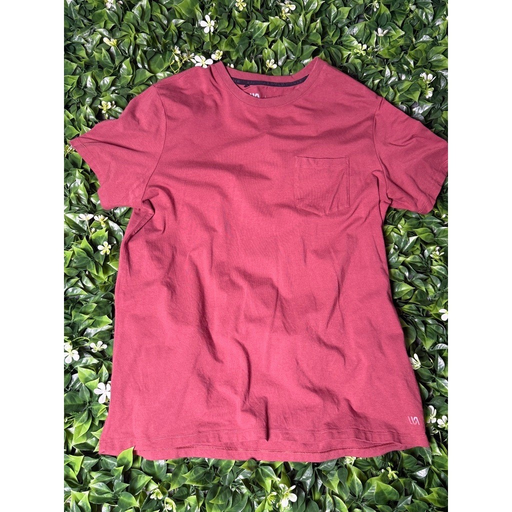 UA Pocket T-Shirt Casual Everyday Short Sleeve Top Burgundy Men&rsquo;s Large