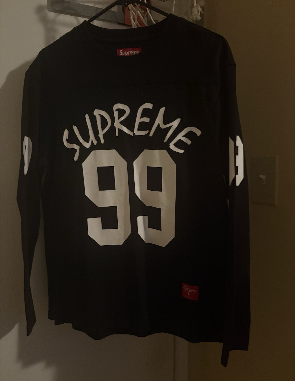 Supreme Men&rsquo;s Black Long Sleeve Graphic Logo T-Shirt Size S Regular Fit