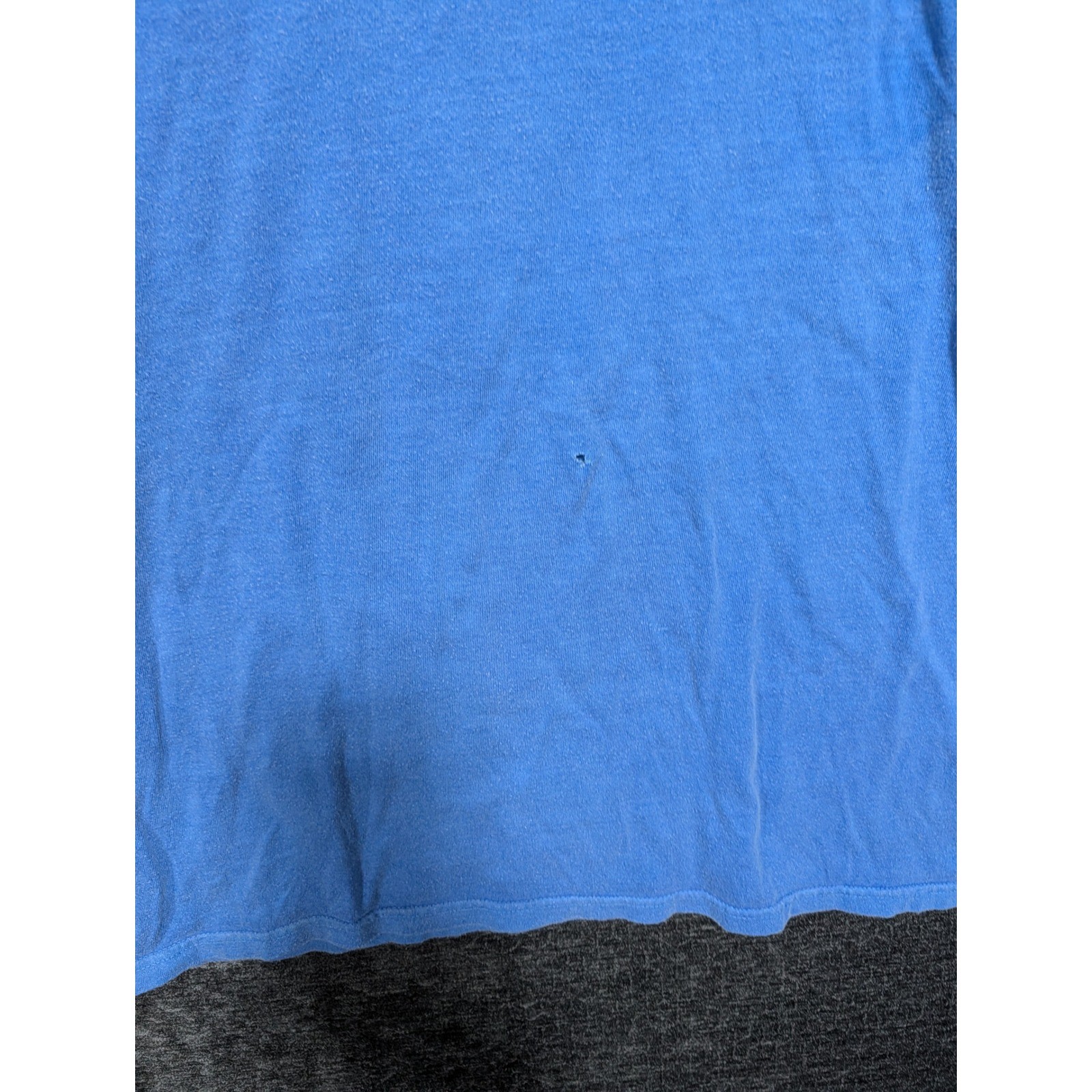 Crazy Shirts Mens Large Blue Hawaii Dyed Bikini Martini Lounge Hawaii T-Shirt