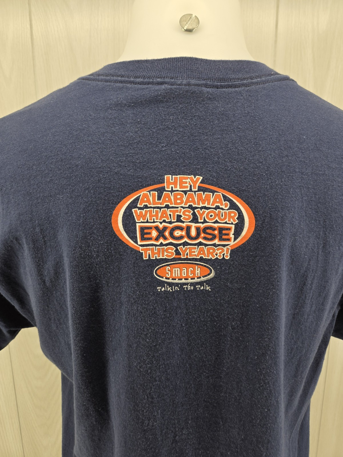 Auburn Tigers AU T-shirt Size Large Smack Talkin Choke Drink of Alabama Football