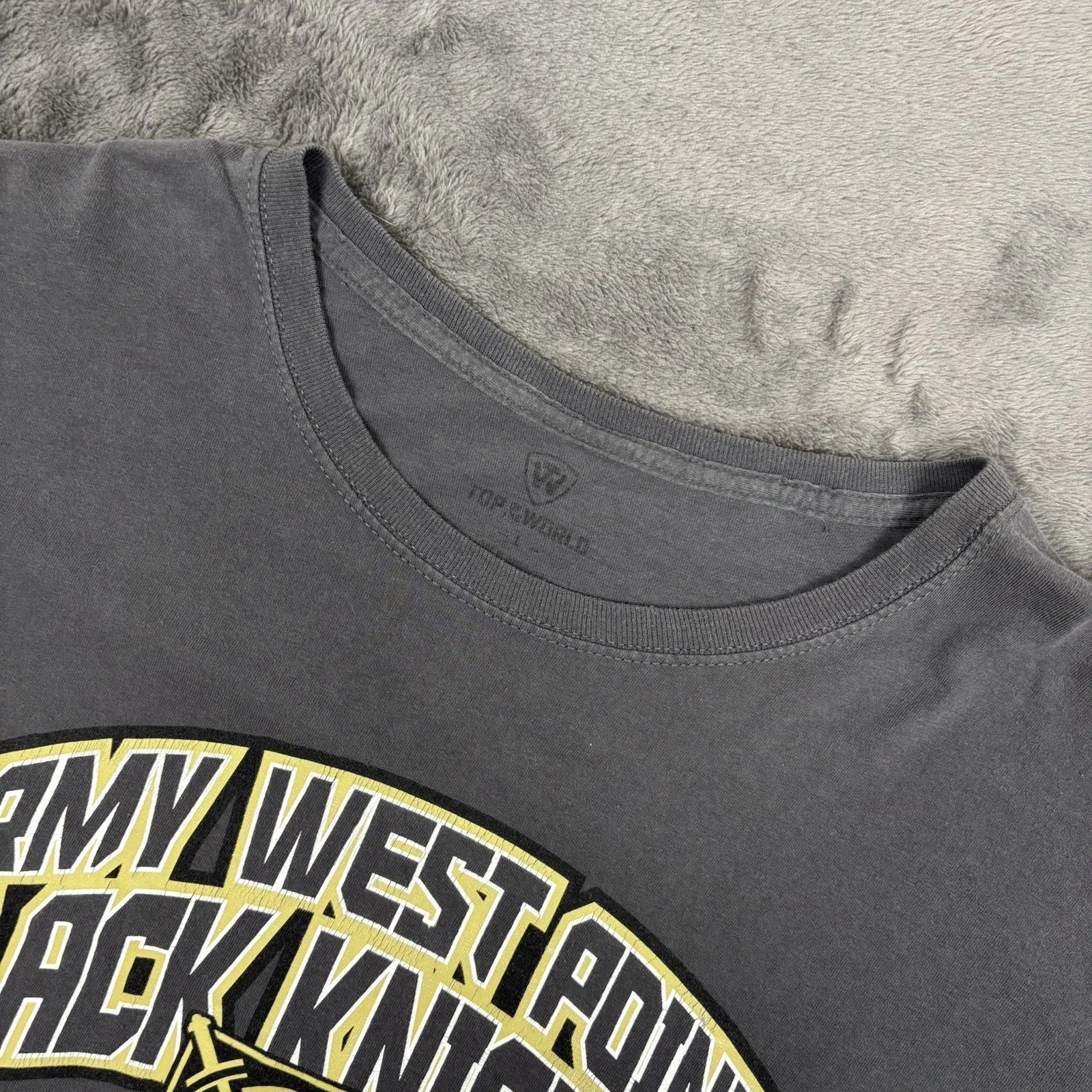 Army West Point Black Knights Long Sleeve Gray T-Shirt Mens Size Large