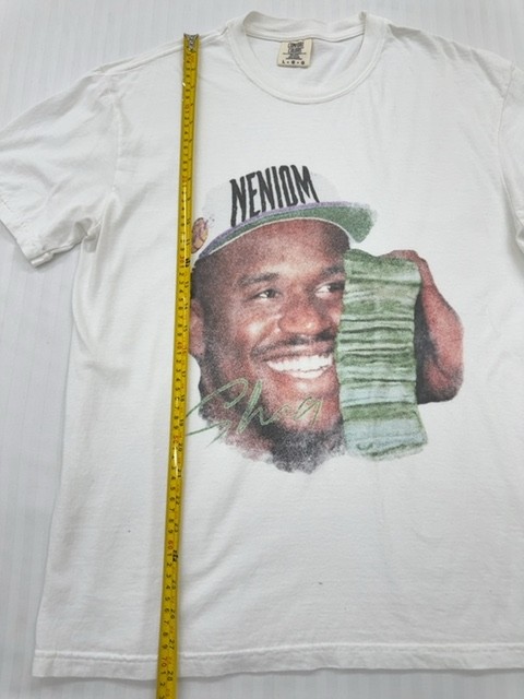 Neniom Men&rsquo;s White Oversized Graphic T-Shirt Size L