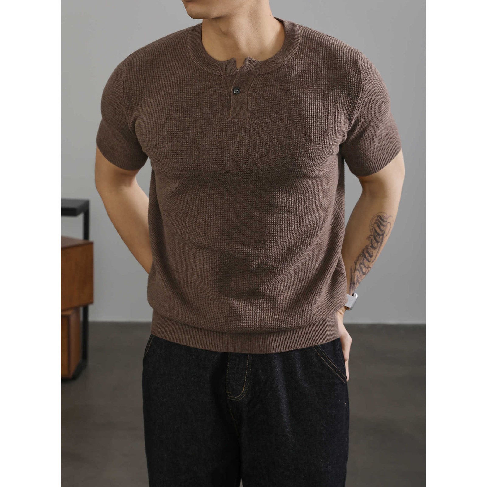 Henry Collar Short-Sleeved Knitted Sweater Men Breathable Summer Fashion