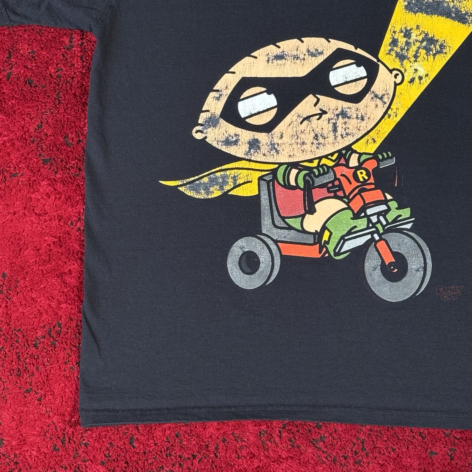 Vintage Y2K Family Guy Robin Stewie Griffin Batman Signal T Shirt Size M