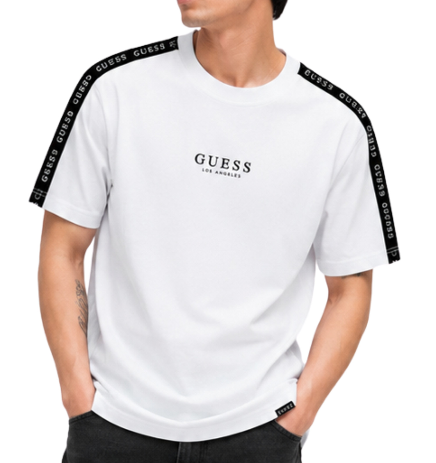 NWT GUESS Los Angeles Men’s White Logo Tape T Shirt Crew Neck Size S