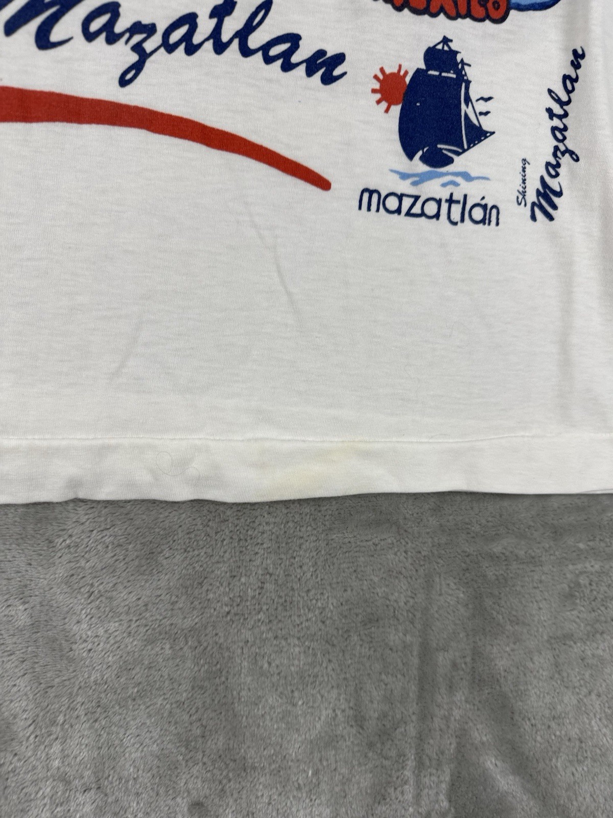 Vintage Destination Location Mazatlan Mexico Single Stitch White Mens Large 90s