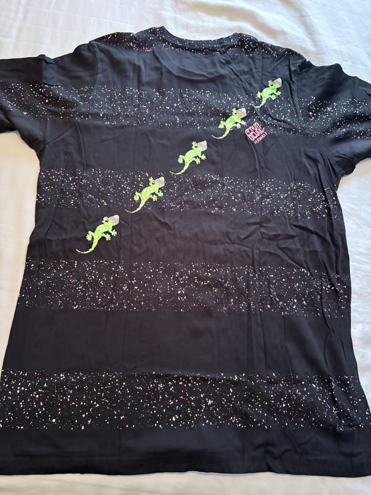 LOT OF 2 Gecko Hawaii Men&rsquo;s Size XL Shirts EUC
