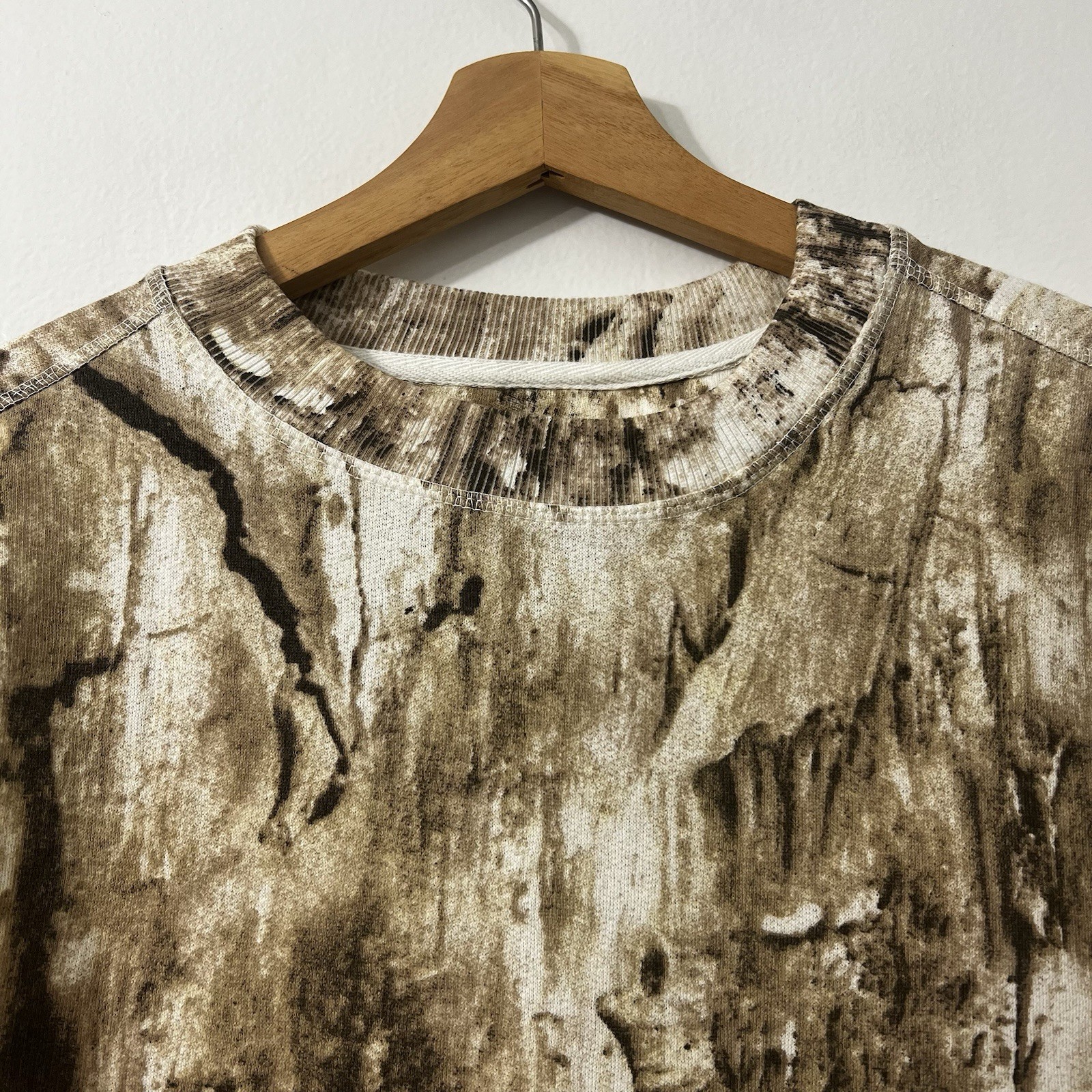Art & Motion Retro Camo Tree Bark Fleece T-Shirt Men’s Size Medium Streetwear
