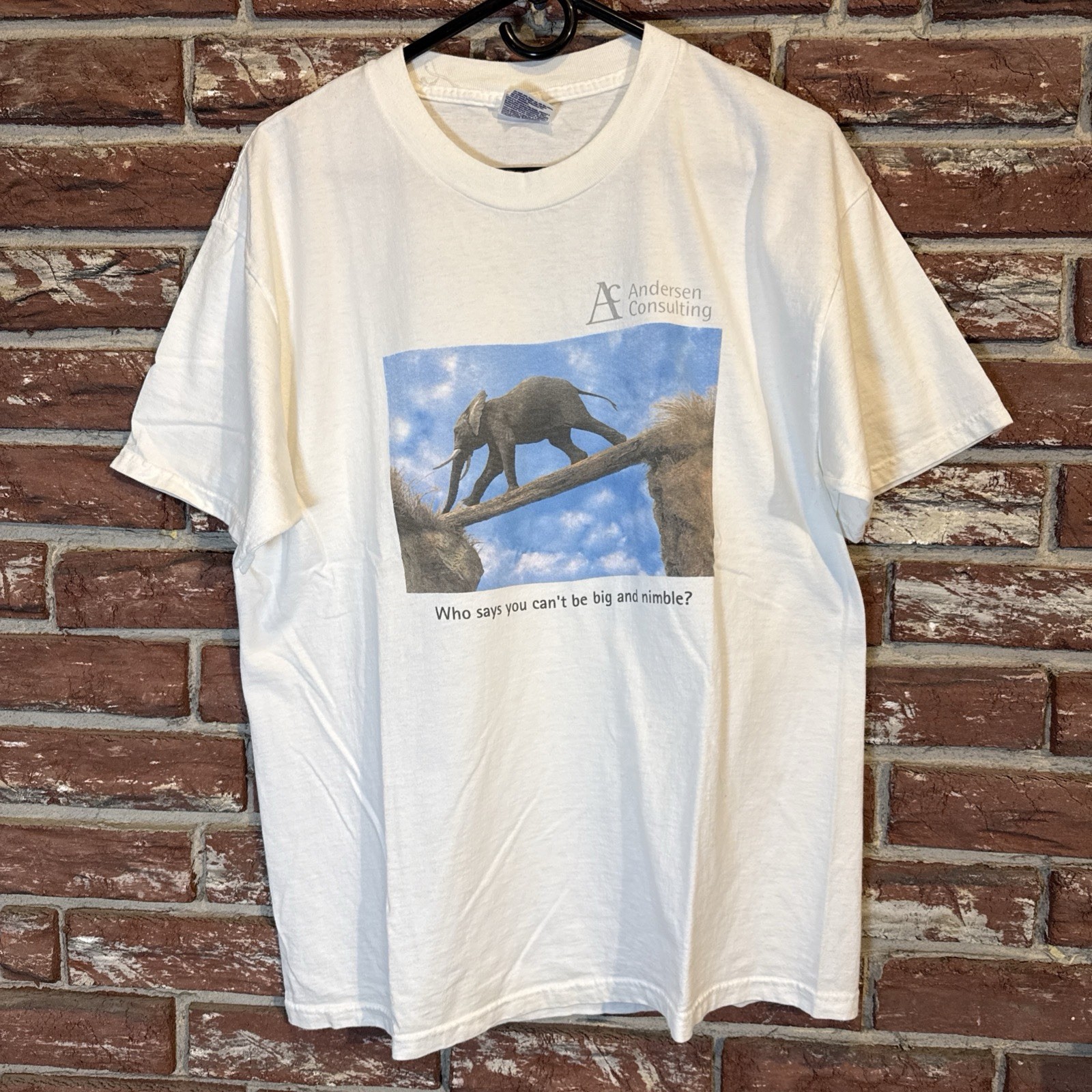 Arthur Andersen T-Shirt Consulting Enron Large Vintage L Y2K Wall Street Vtg 90s