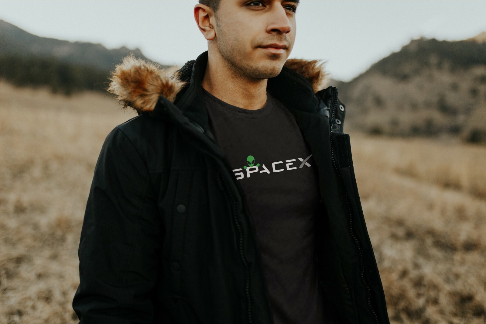 Spacex T-shirt – Space Exploration – NASA – Elon Musk – Tesla – UFO – ALIENS