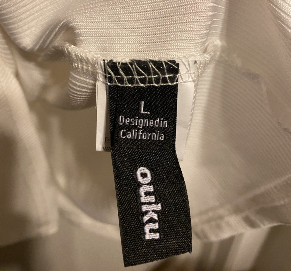Ouku Mens size large Racerback Polyester blend stretch flat knit White NWT