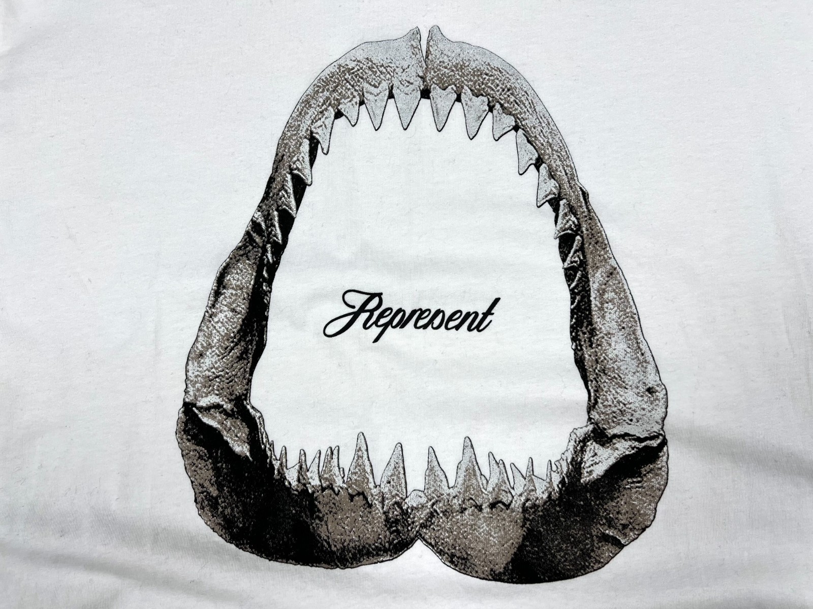 Men&rsquo;s REPRESENT Shark Jaws Flat White Casual Cotton t Shirt Short Sleeve Size XL