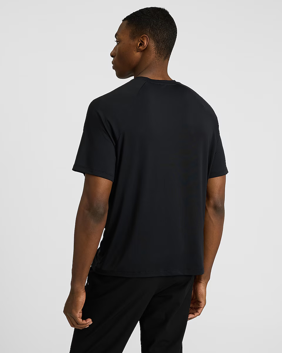 NEW – EXPRESS Men&rsquo;s 2 Sueded Soft Jersey Crew Neck T-Shirts Blue Black Sz M $88