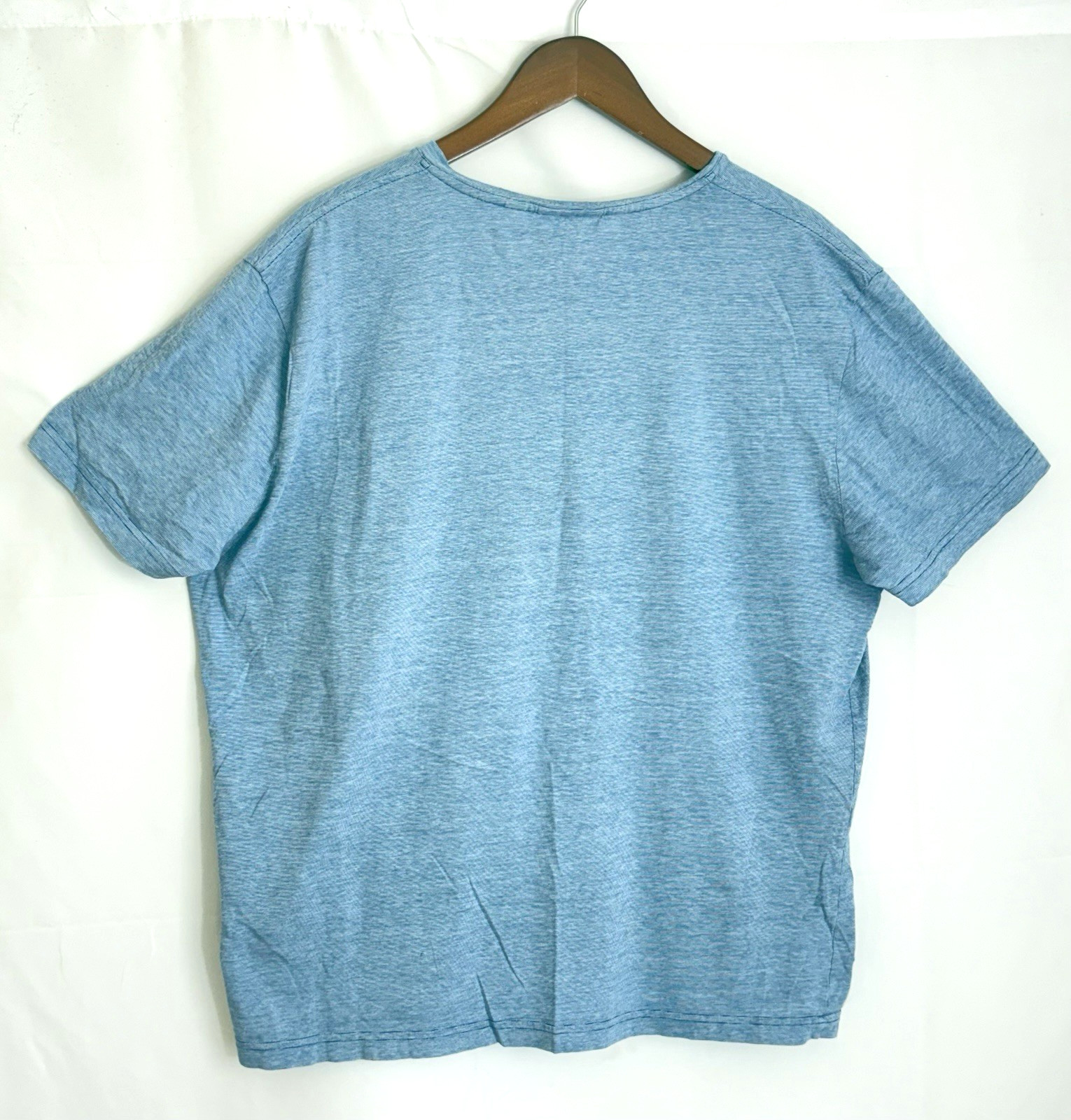 Lacoste Men&rsquo;s Size 3XL (8) Blue w/ White Alligator Logo S/S V-Neck T-Shirt Tee