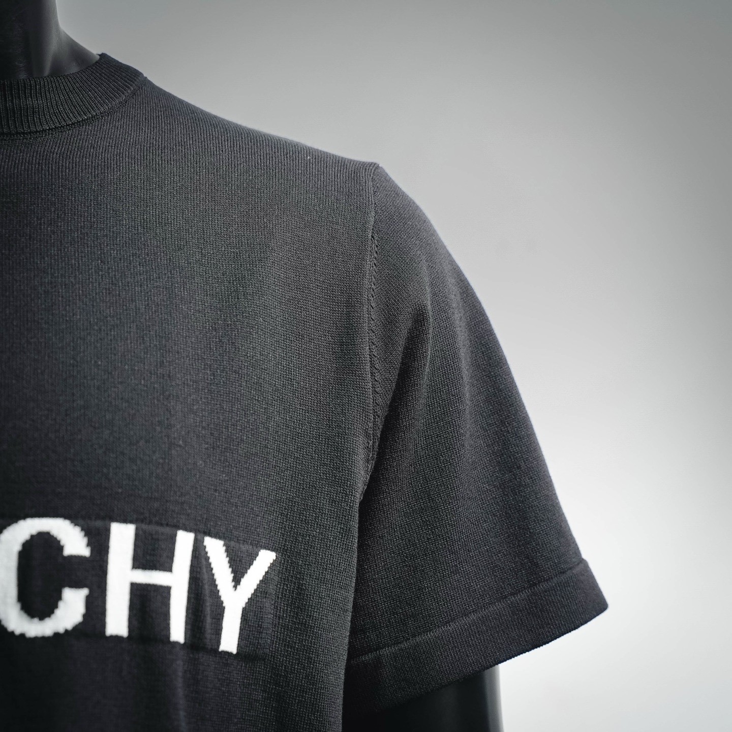 Givenchy Black Knit T-Shirt 4G Logo Back Graphic Short Sleeve Men’s