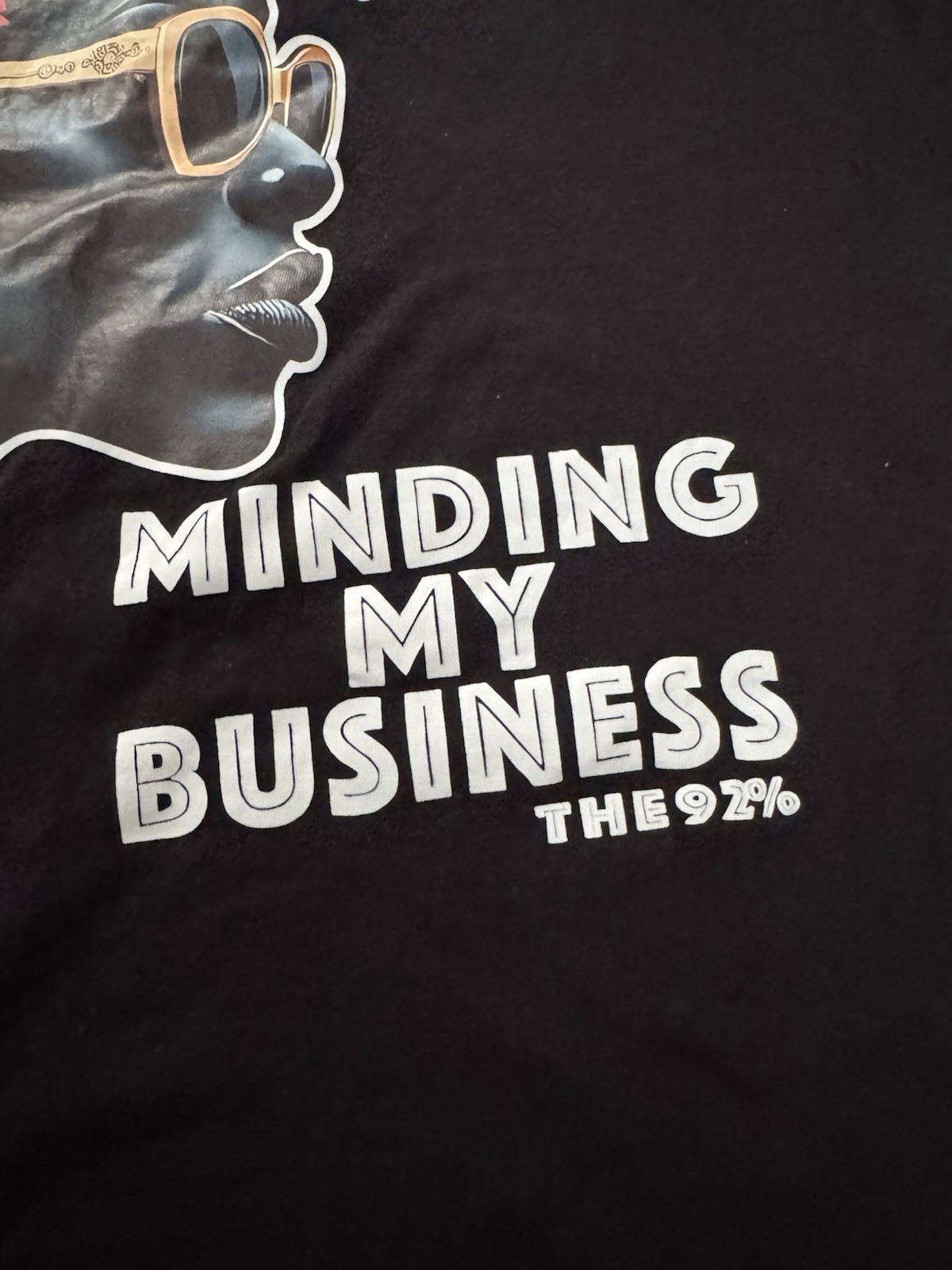 T-Shirt Minding My Business The 92% Large Black