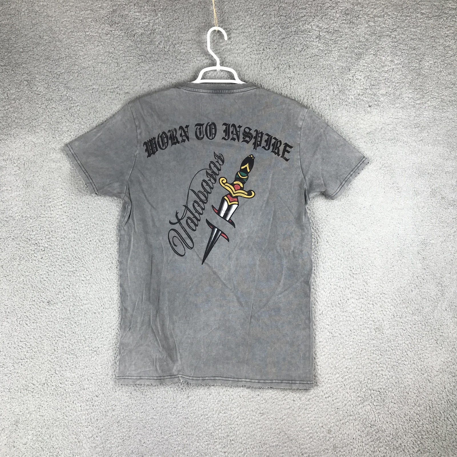 Valabasas Tattoo Shop Shirt Mens Small Gray Graphic Panther Dagger Streetwear