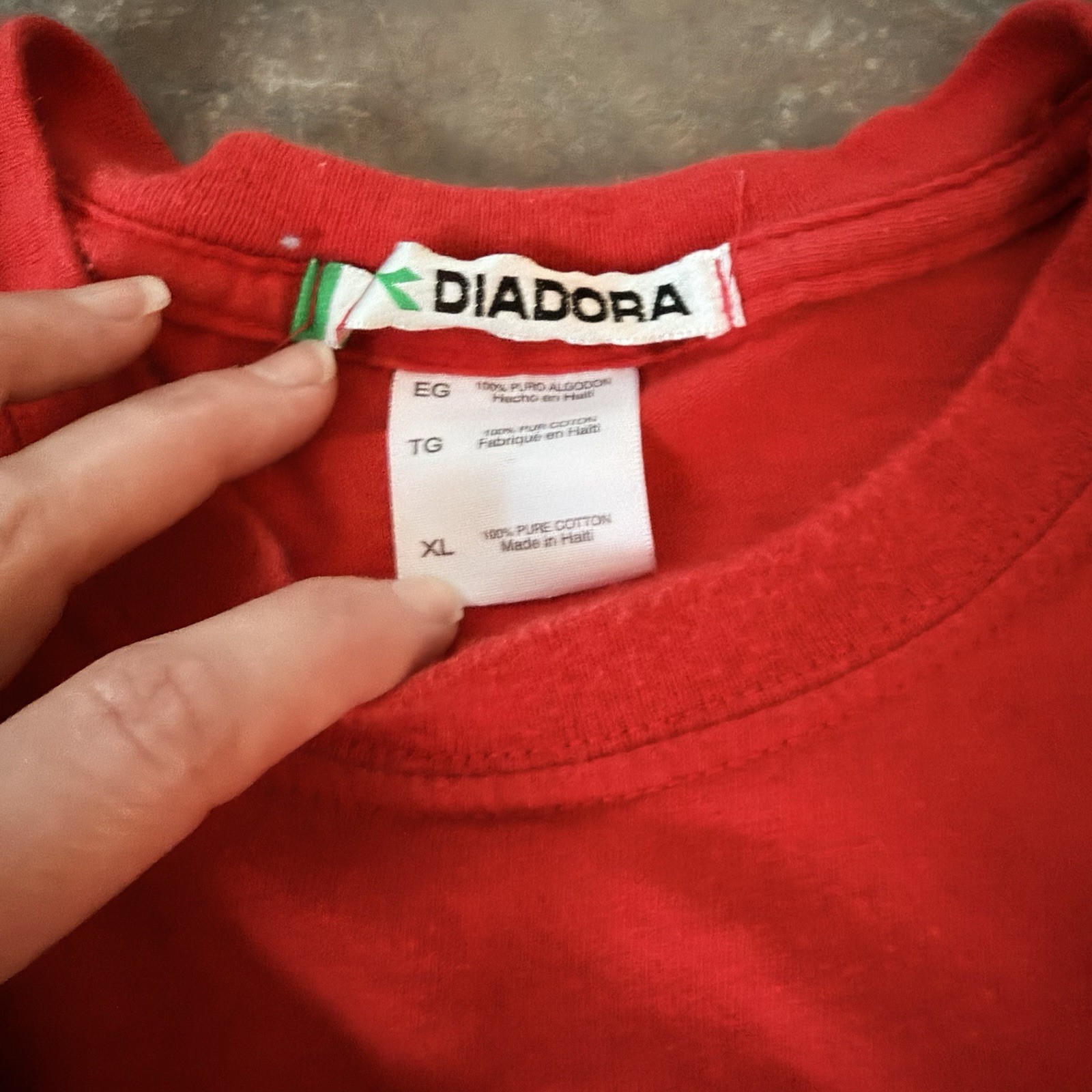 Diadora Men&rsquo;s Red Soccer Graphic Logo Crew Neck Short Sleeve Knit Tee XL