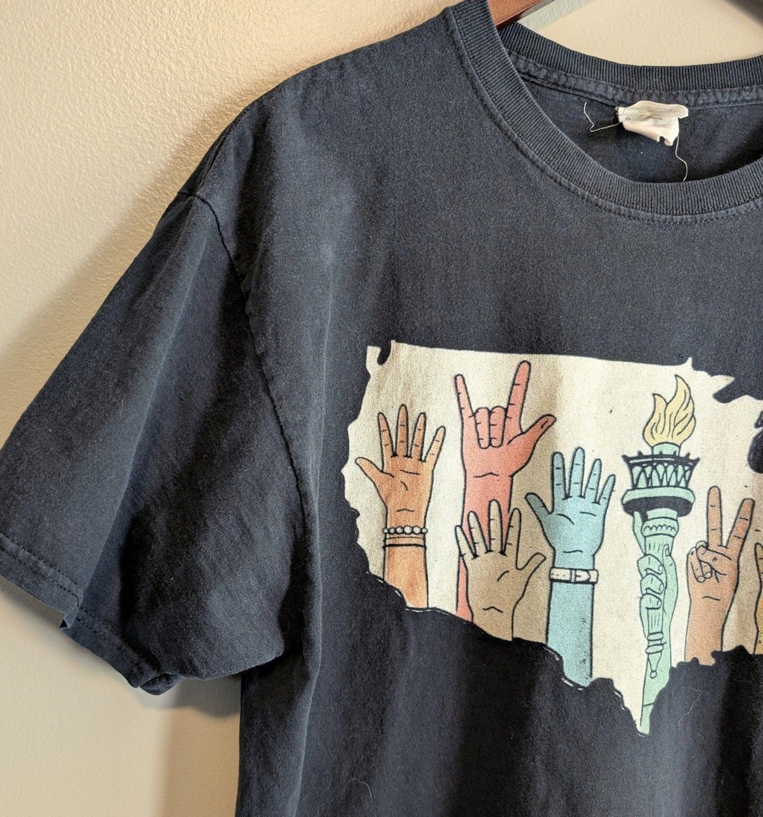 USA Melting Pot T-Shirt Mens Large Black Graphic Culture Blend American Tee