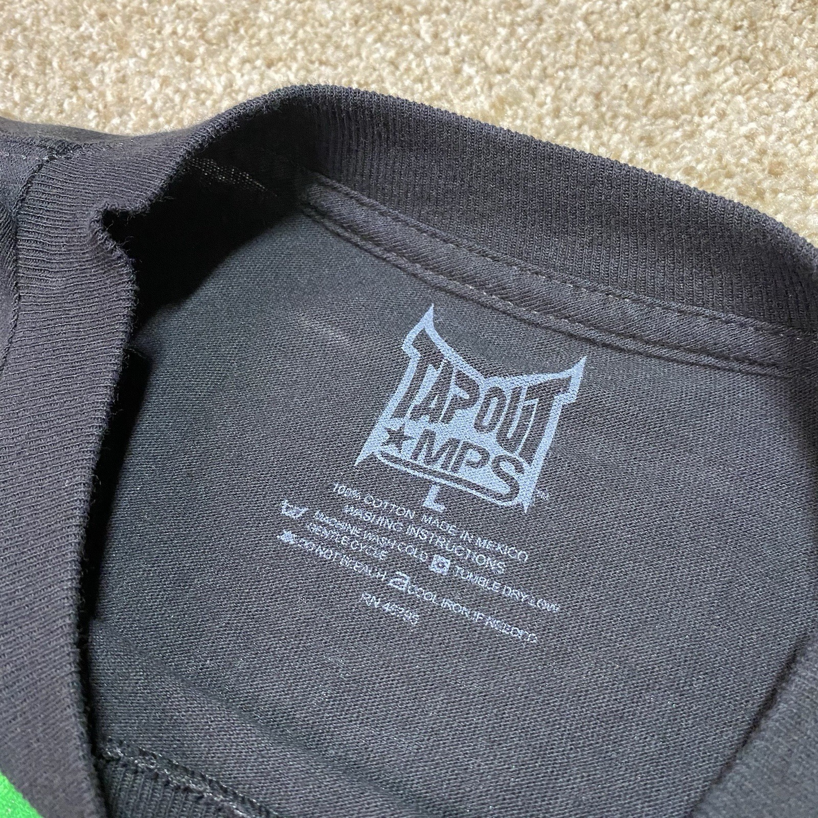Vintage Tapout MPS Shirt Mens L Black Green Foil Skull Snake MMA UFC Fight Y2K