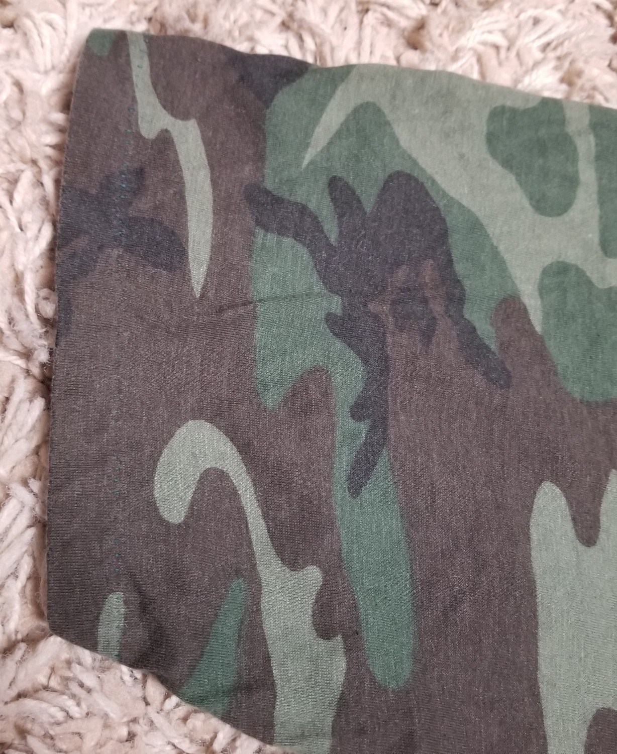 Vtg Woodland Camouflage Pocket T-Shirt Army Military Single Stitch 80s 90s USA L